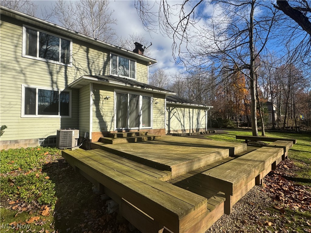 Novelty, Ohio, 44072, United States, 4 Bedrooms Bedrooms, ,3 BathroomsBathrooms,Residential,For Sale,1997729