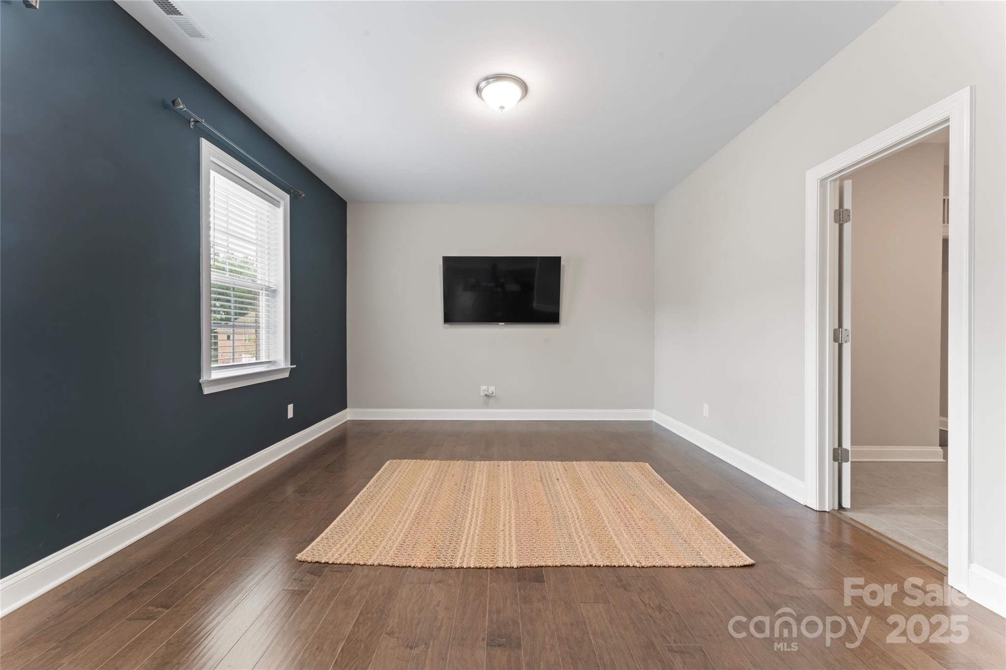 Fort Mill, South Carolina, 29707, United States, 5 Bedrooms Bedrooms, ,6 BathroomsBathrooms,Residential,For Sale,1982874