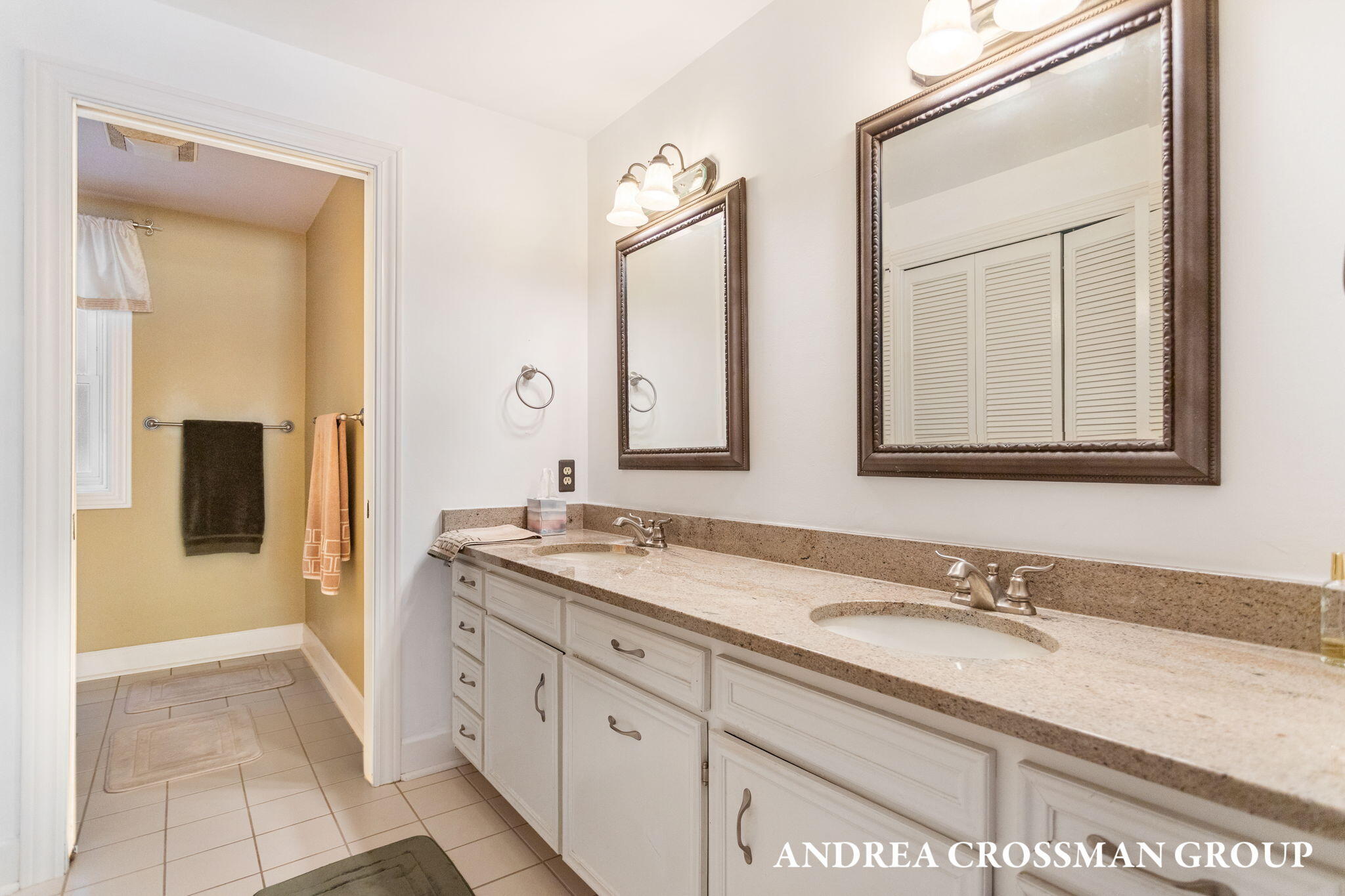 Holland, Michigan, 49424, United States, 5 Bedrooms Bedrooms, ,4 BathroomsBathrooms,Residential,For Sale,1947072