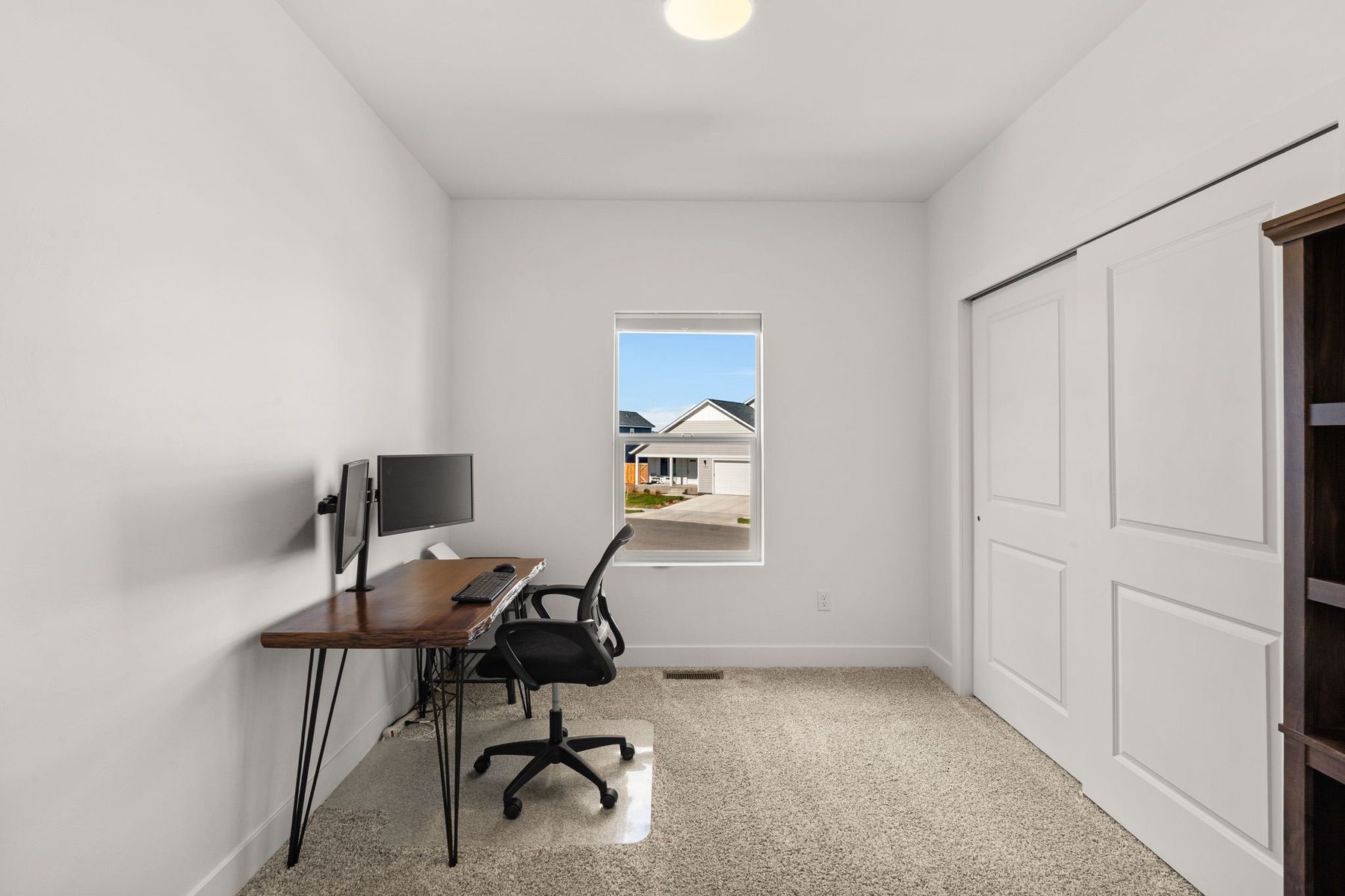  707 Thrice Loop - 物件實景