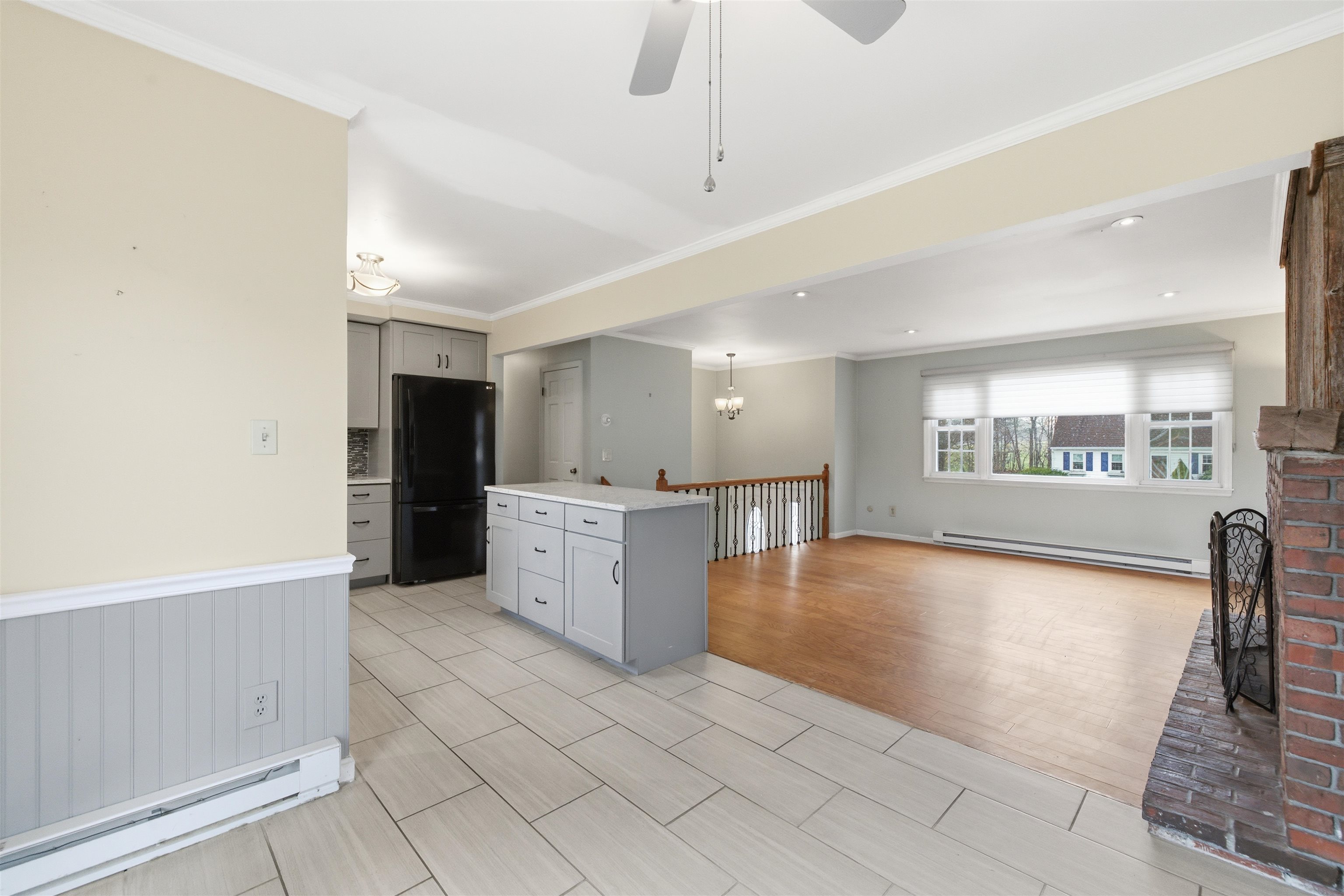 Laconia, New Hampshire, 03246, United States, 3 Bedrooms Bedrooms, ,Residential,For Sale,1991727