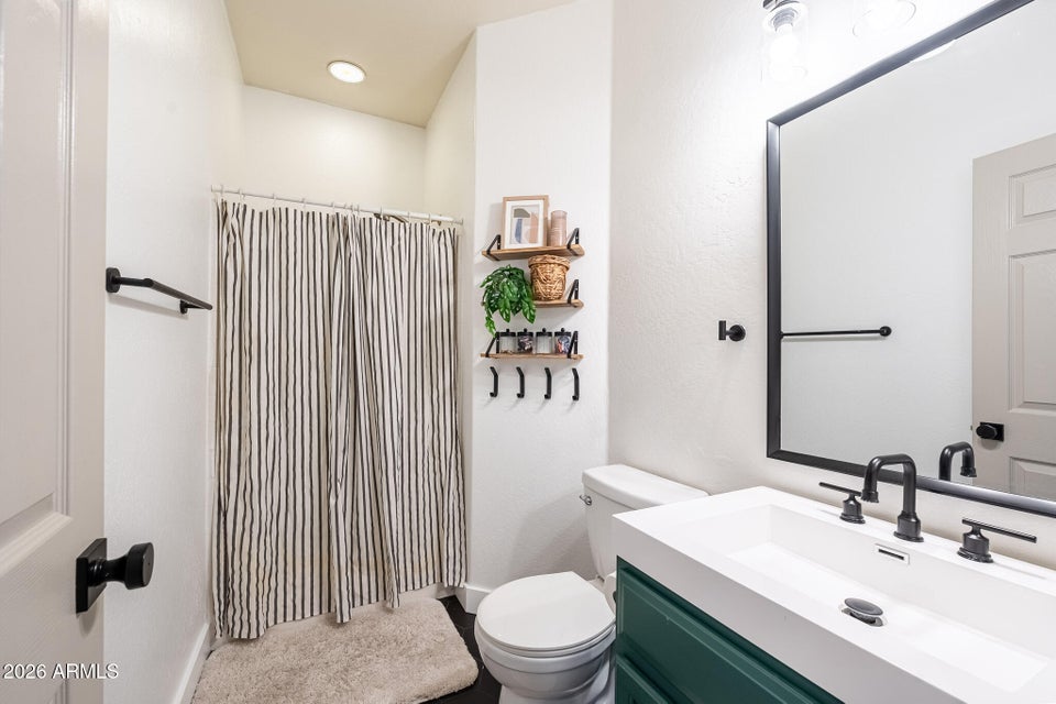 Peoria, Arizona, 85382, United States, 5 Bedrooms Bedrooms, ,Residential,For Sale,2008574