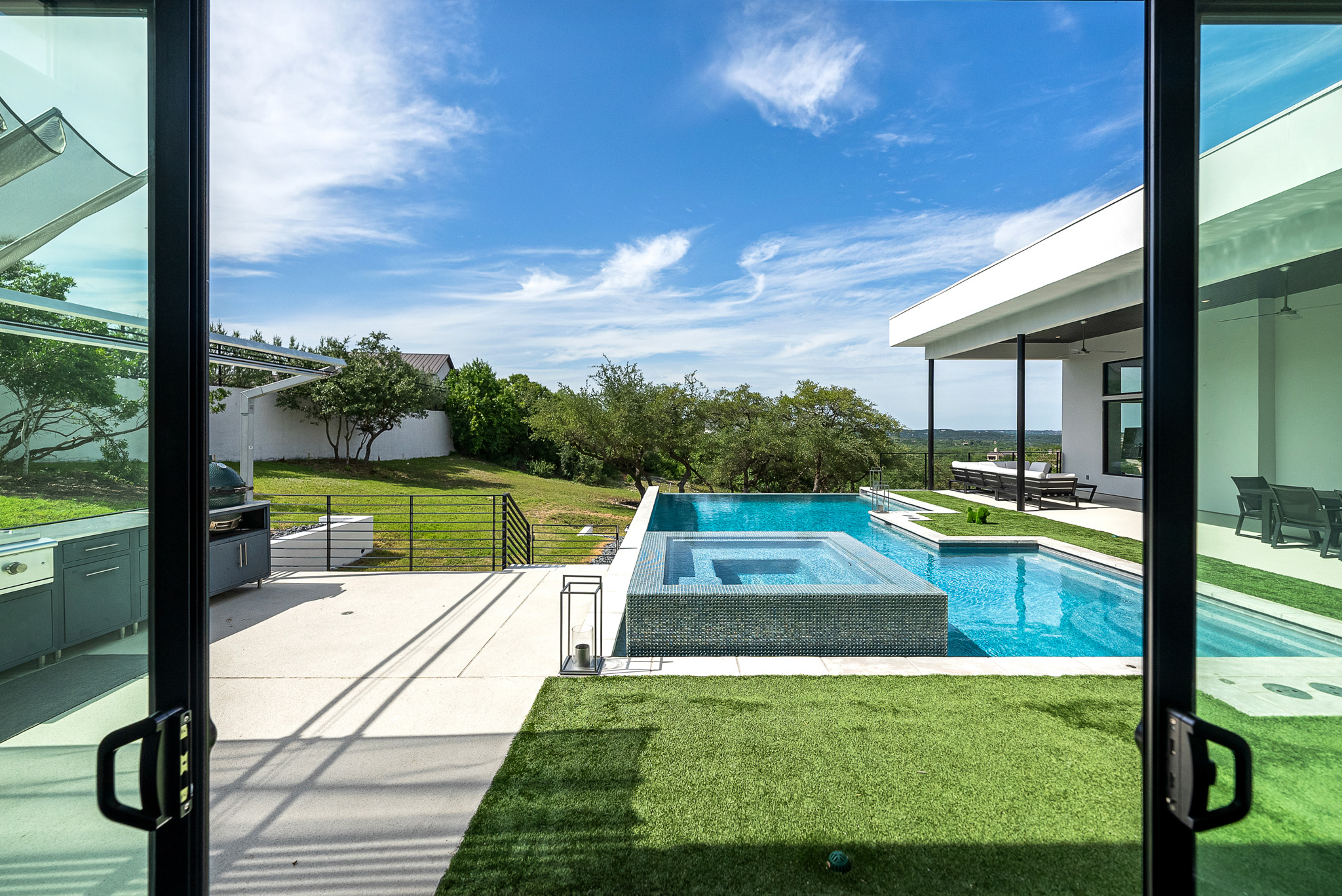  Elevated Modern Living in The Canyons at Scenic Loop - 物件實景
