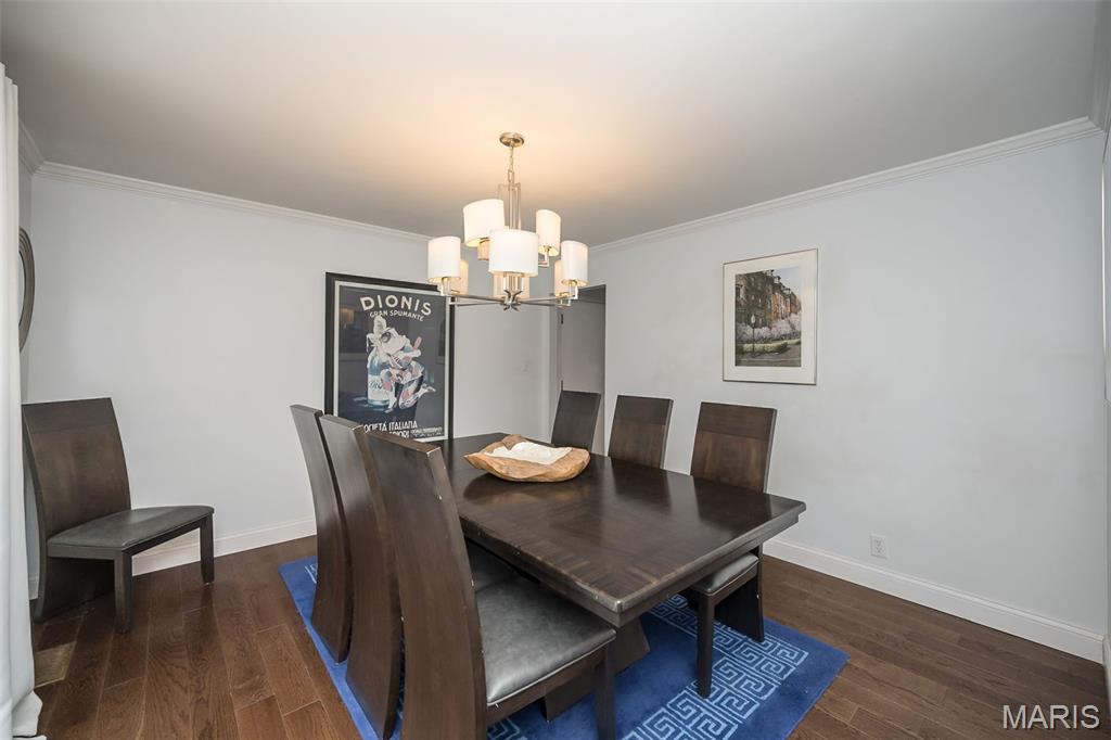 Chesterfield, Missouri, 63017, United States, 5 Bedrooms Bedrooms, ,4 BathroomsBathrooms,Residential,For Sale,2002009