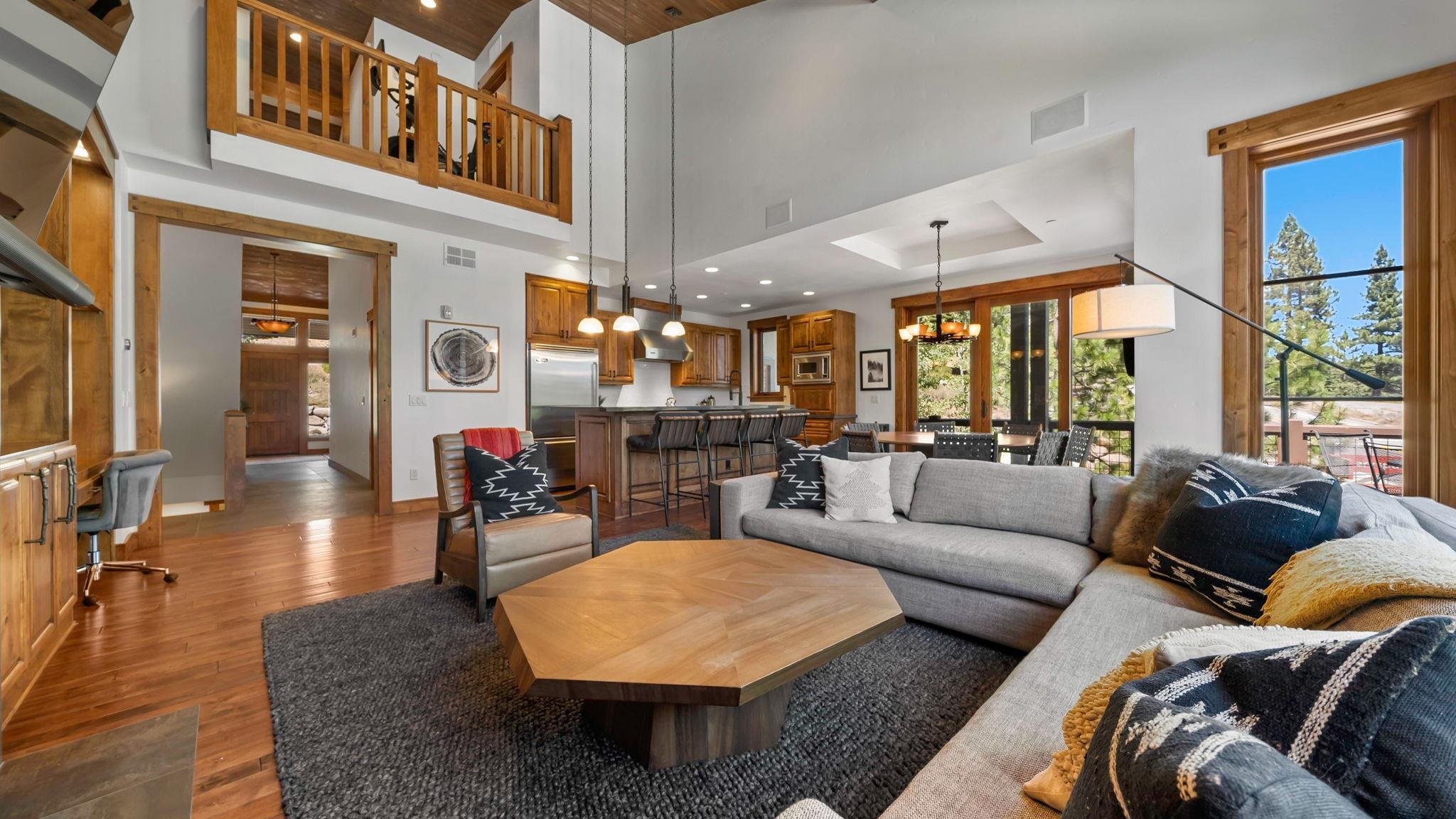 Truckee, California, 96161, United States, 4 Bedrooms Bedrooms, ,4 BathroomsBathrooms,Residential,For Sale,1999029