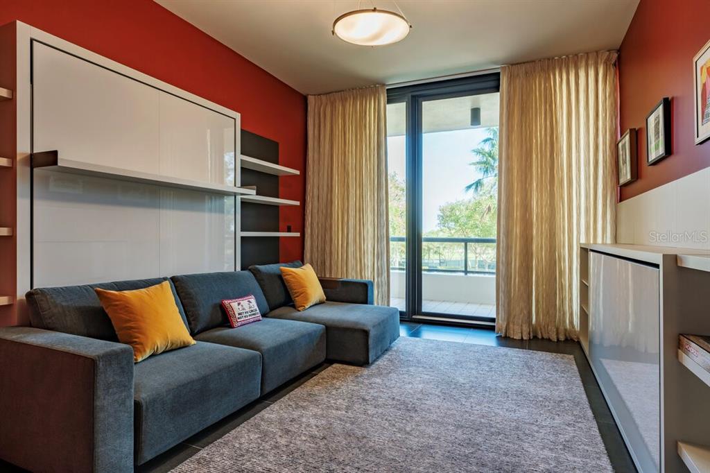 Longboat Key, Florida, 34228, United States, 3 Bedrooms Bedrooms, ,3 BathroomsBathrooms,Residential,For Sale,1989594