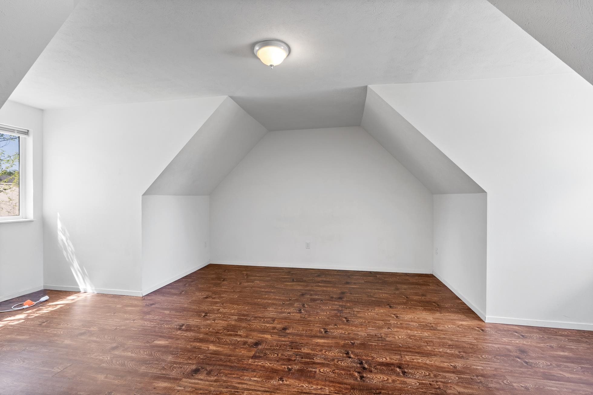 Mead, Washington, 99021, United States, ,Residential,For Sale,1936912