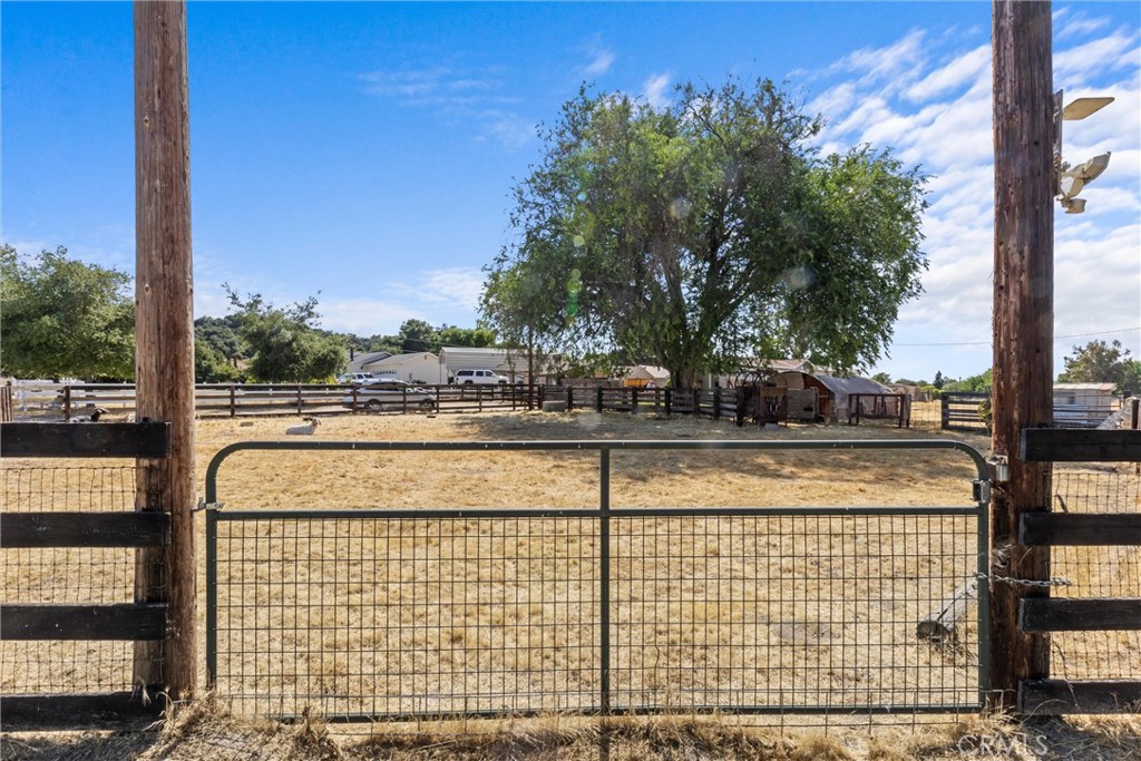 Atascadero, California, 93422, United States, 6 Bedrooms Bedrooms, ,3 BathroomsBathrooms,Residential,For Sale,1851995