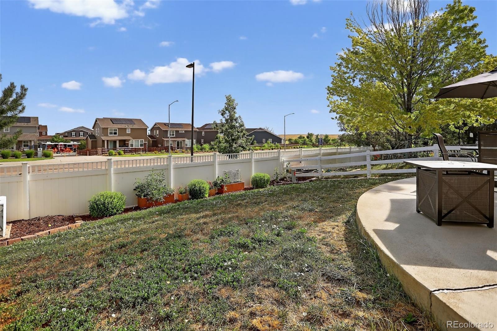 Aurora, Colorado, 80018, United States, 3 Bedrooms Bedrooms, ,3 BathroomsBathrooms,Residential,For Sale,1903575