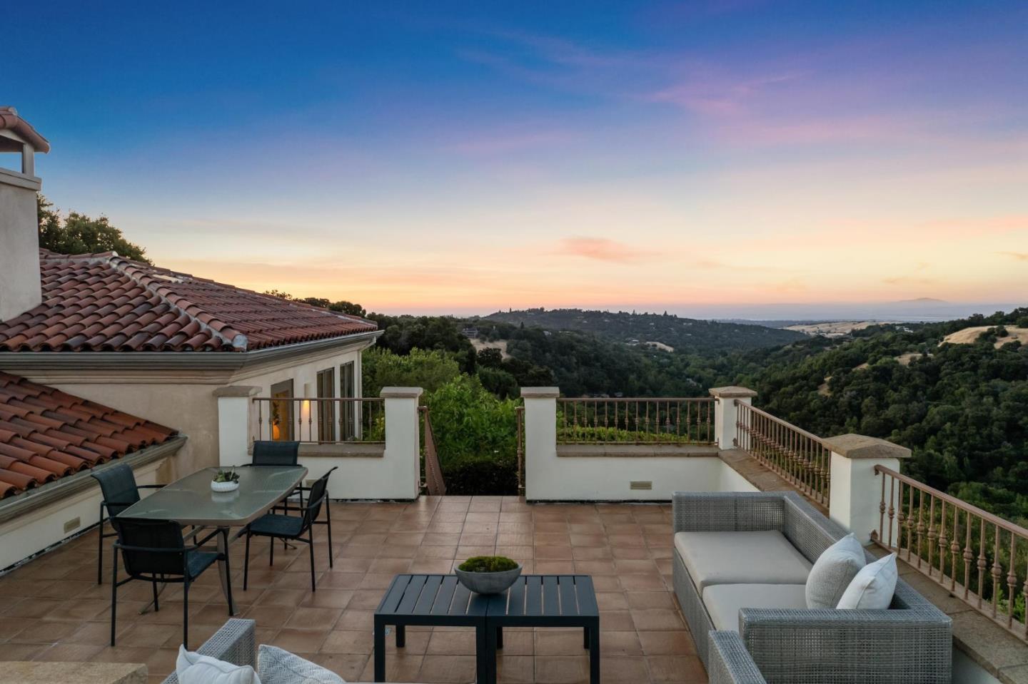 Portola Valley, California, 94028, United States, 5 Bedrooms Bedrooms, ,8 BathroomsBathrooms,Residential,For Sale,1807193