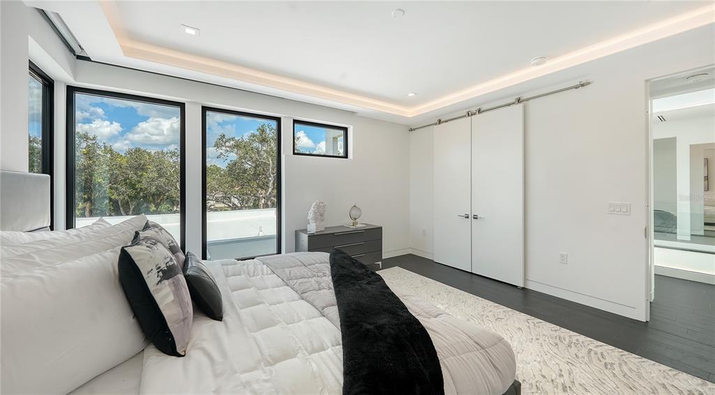 Sarasota, Florida, 34239, United States, 5 Bedrooms Bedrooms, ,8 BathroomsBathrooms,Residential,For Sale,1991570