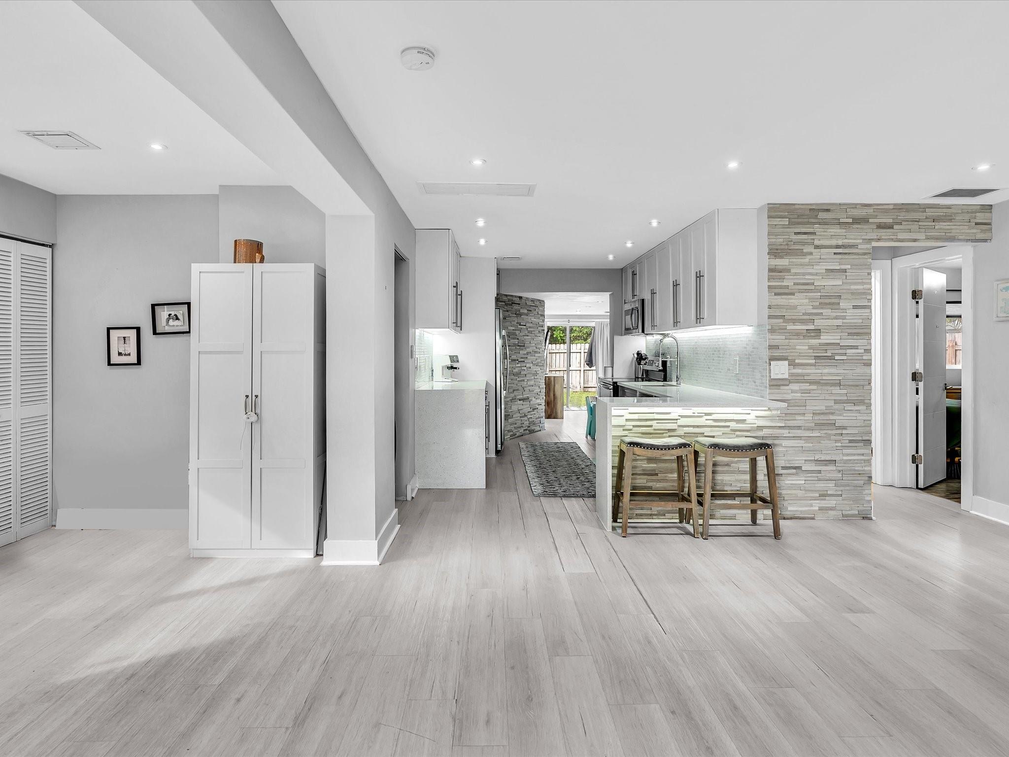 Fort Lauderdale, Florida, 33309, United States, 3 Bedrooms Bedrooms, ,2 BathroomsBathrooms,Residential,For Sale,1989951