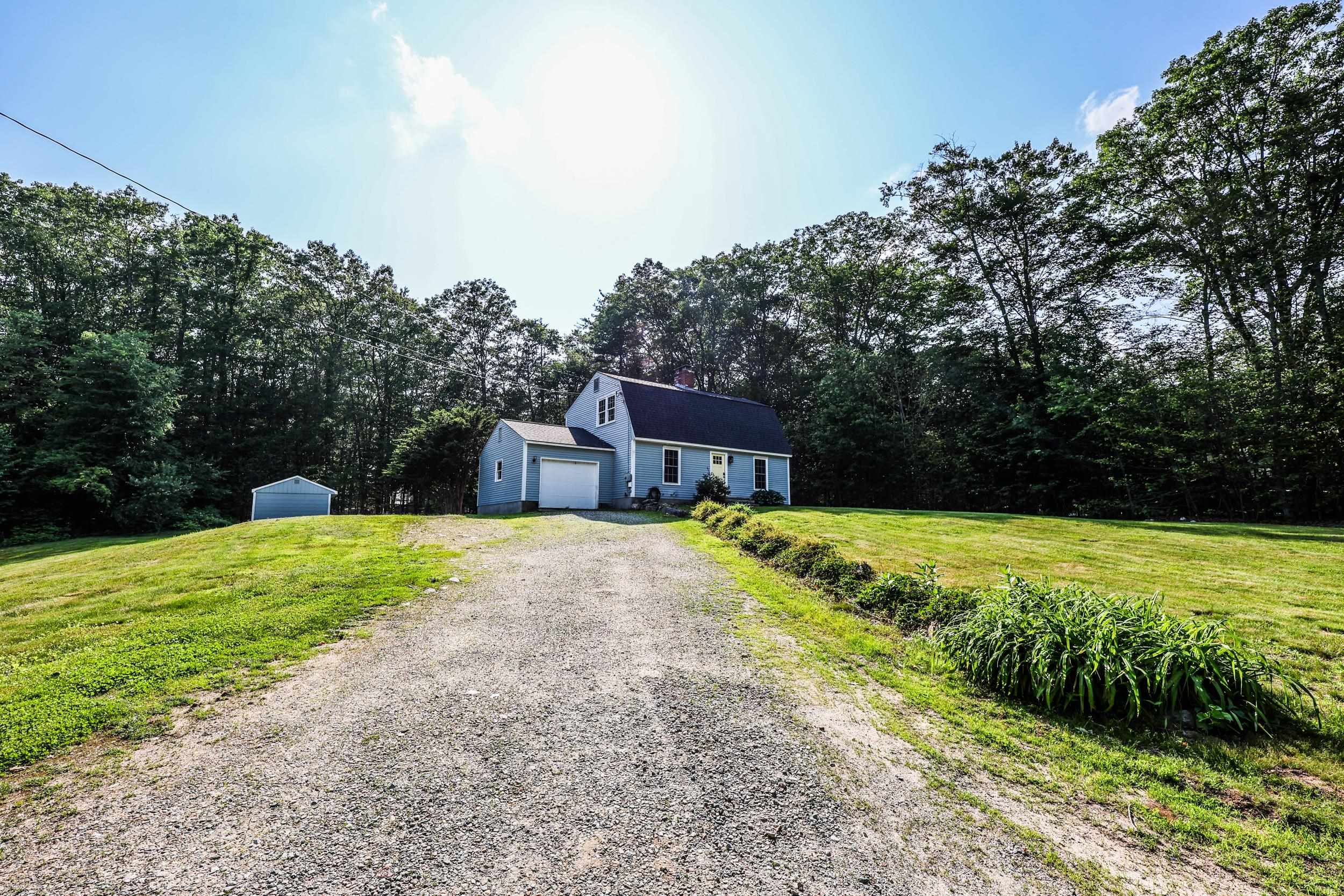 Wilton, New Hampshire, 03086, United States, 3 Bedrooms Bedrooms, ,2 BathroomsBathrooms,Residential,For Sale,1940505