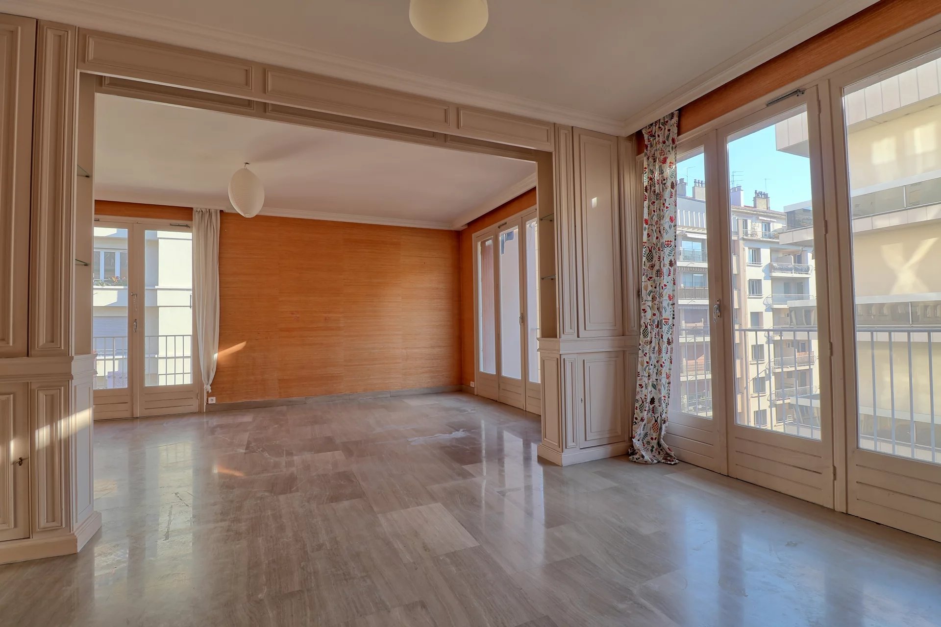 Lyon 6ème, Auvergne-Rhône-Alpes, 69006, FR, 3 Bedrooms Bedrooms, ,2 BathroomsBathrooms,Residential,For Sale,2000636