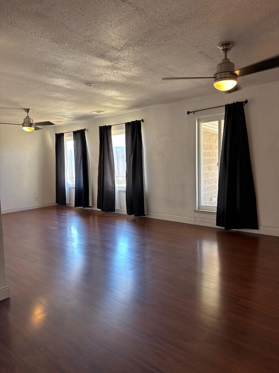 Fresno, California, 93723, United States, 3 Bedrooms Bedrooms, ,3 BathroomsBathrooms,Residential,For Sale,1982063