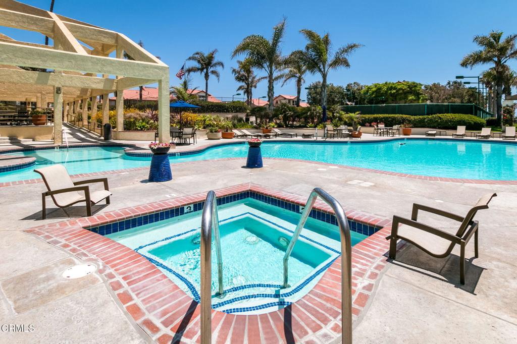 Oxnard, California, 93035, United States, 2 Bedrooms Bedrooms, ,2 BathroomsBathrooms,Residential,For Sale,1926318