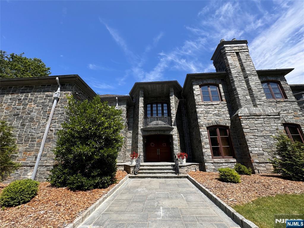 64 Stony Ridge Road, Saddle River, New Jersey, 07458, United States, 5 Bedrooms Bedrooms, ,8 BathroomsBathrooms,Residential,For Sale,64 Stony Ridge Road,1172438