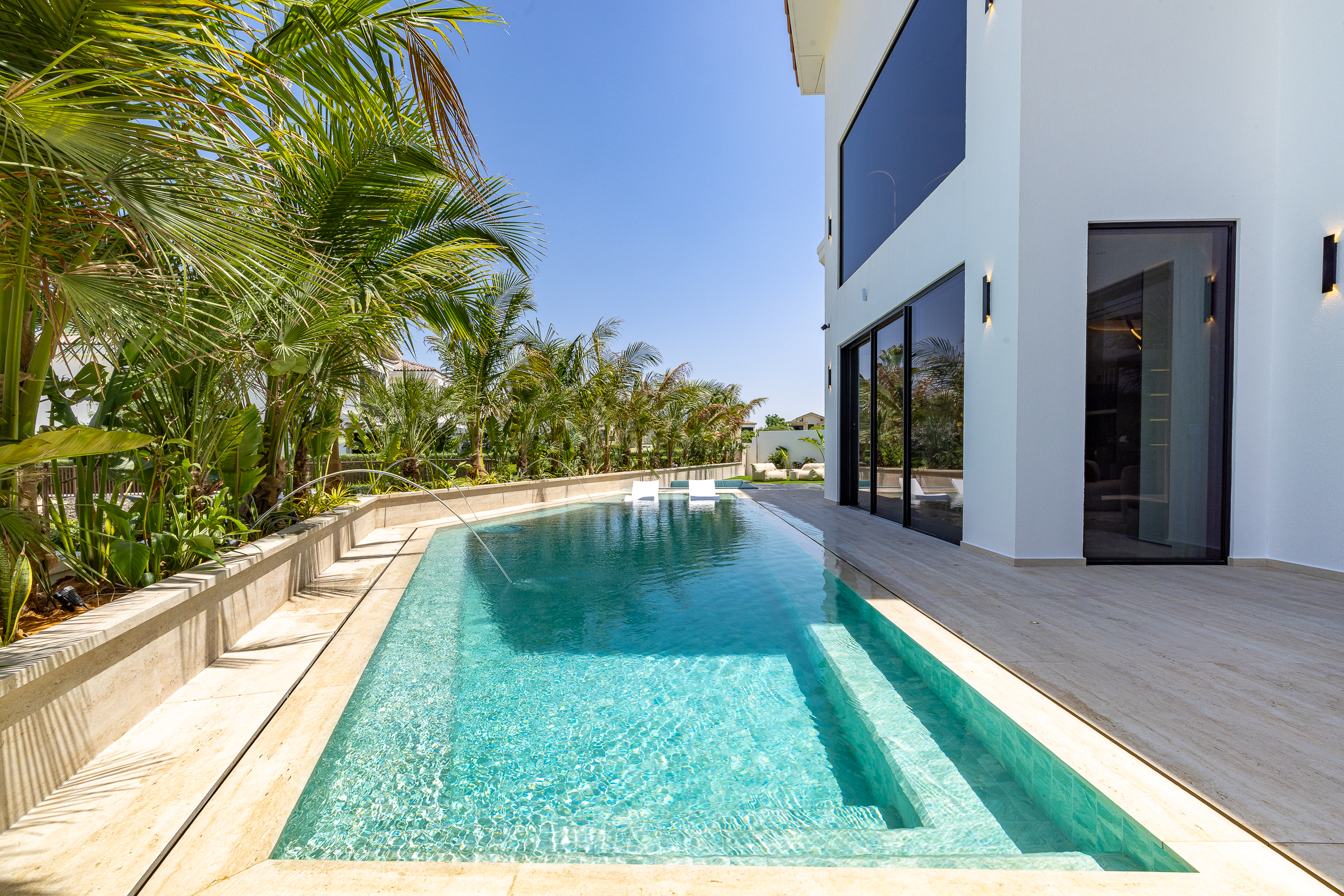  Fully-Upgraded Sophisticated Villa in JGE - 物件實景