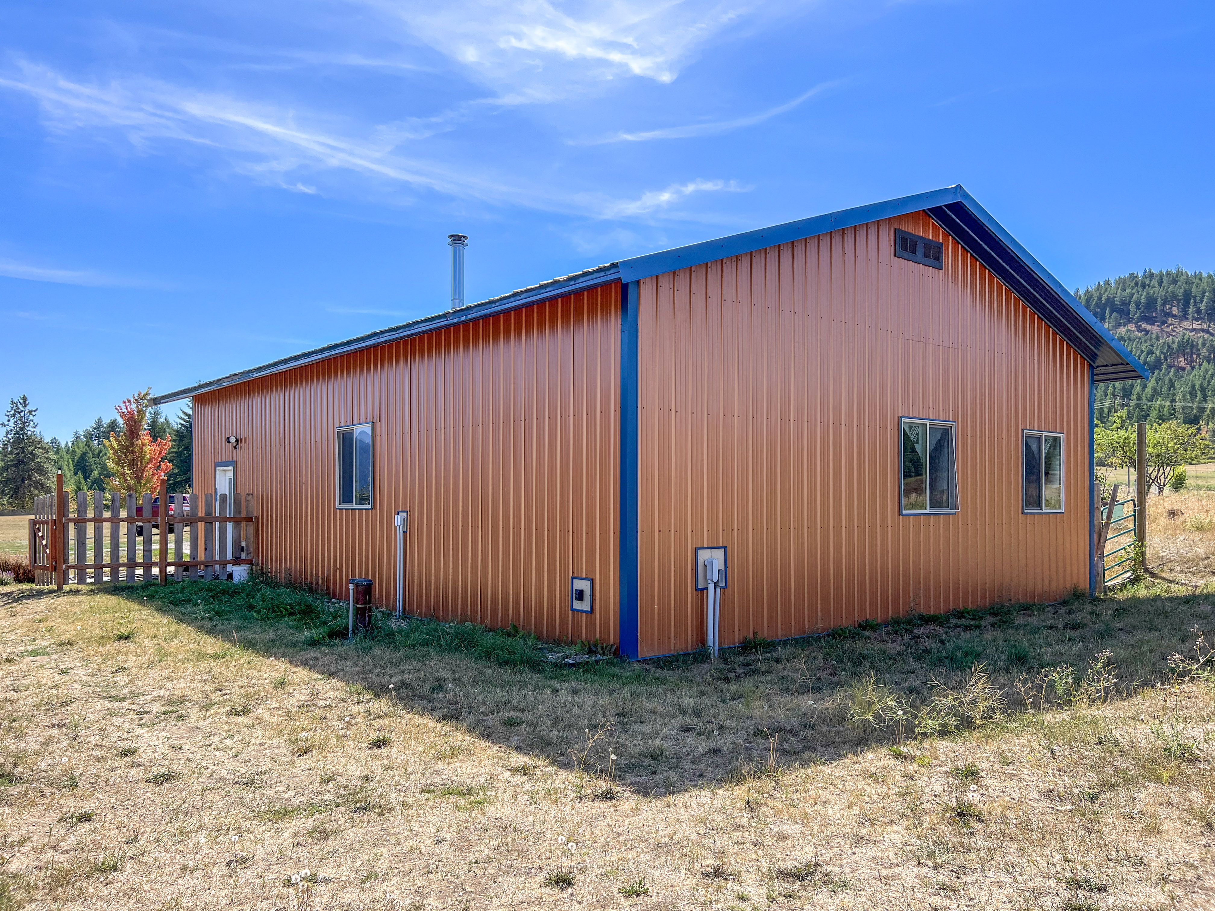 Kettle Falls, Washington, 99141, United States, 4 Bedrooms Bedrooms, ,4 BathroomsBathrooms,Residential,For Sale,1984366