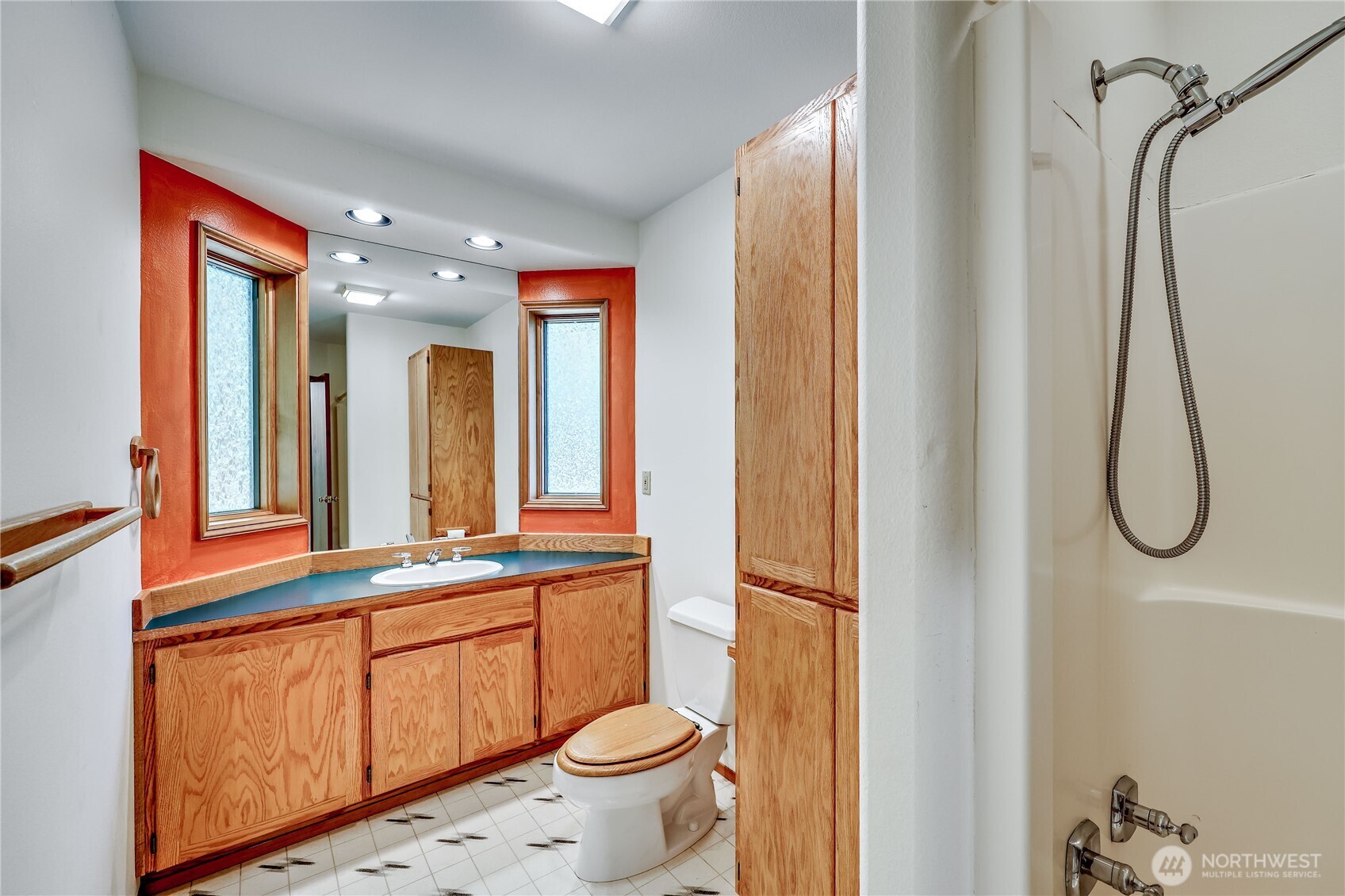 Chimacum, Washington, 98325, United States, 3 Bedrooms Bedrooms, ,1 BathroomBathrooms,Residential,For Sale,1895720