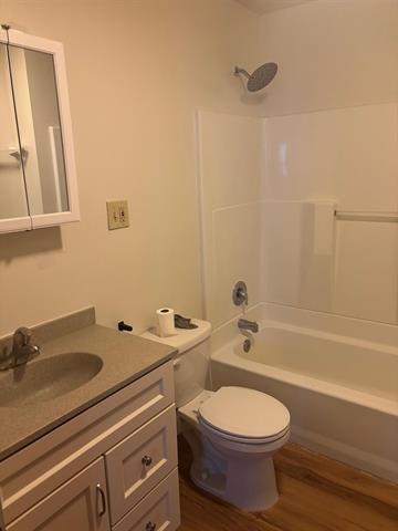 Nashua, New Hampshire, 03060, United States, 6 Bedrooms Bedrooms, ,2 BathroomsBathrooms,Residential,For Sale,2009233