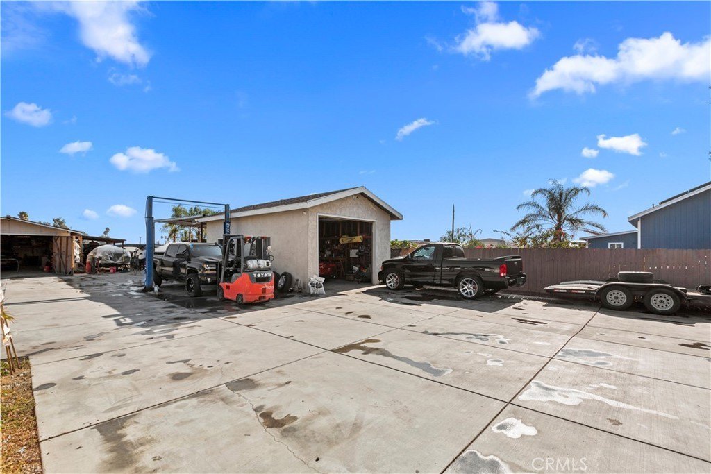 10695 Linden Avenue, Bloomington, California, 92316, United States, 3 Bedrooms Bedrooms, ,2 BathroomsBathrooms,Residential,For Sale,10695 Linden Avenue,1668521