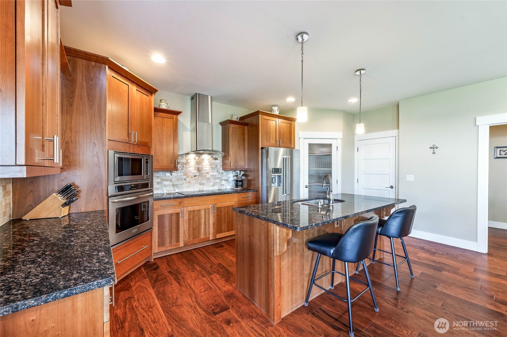 Wenatchee, Washington, 98801, United States, 3 Bedrooms Bedrooms, ,2 BathroomsBathrooms,Residential,For Sale,1892856