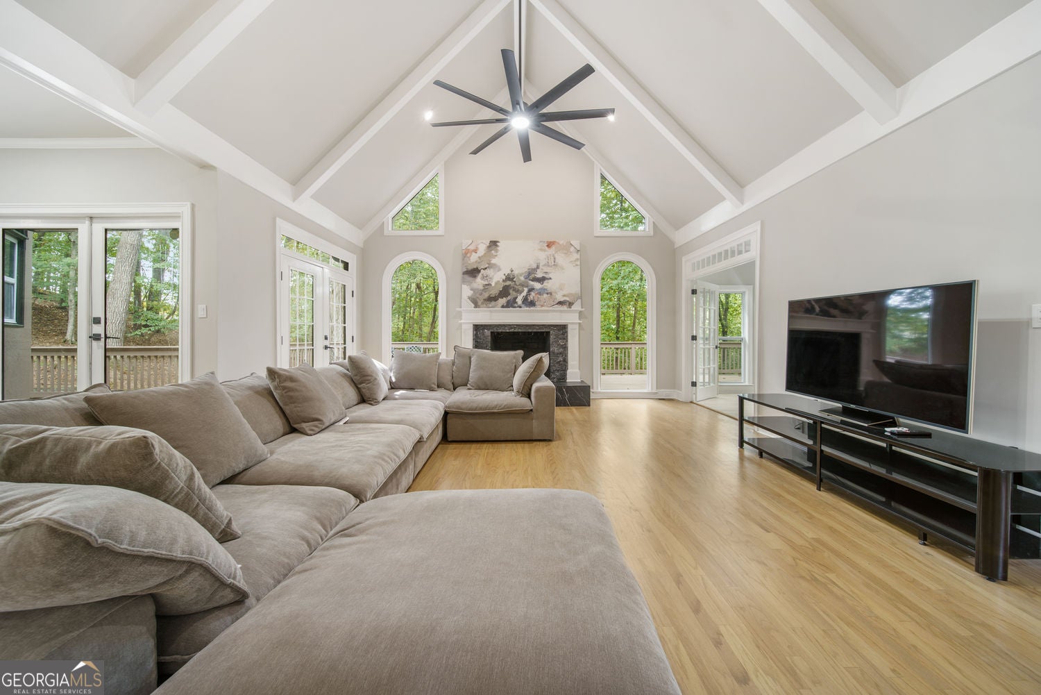 Atlanta, Georgia, 30350, United States, 8 Bedrooms Bedrooms, ,6 BathroomsBathrooms,Residential,For Sale,1992514