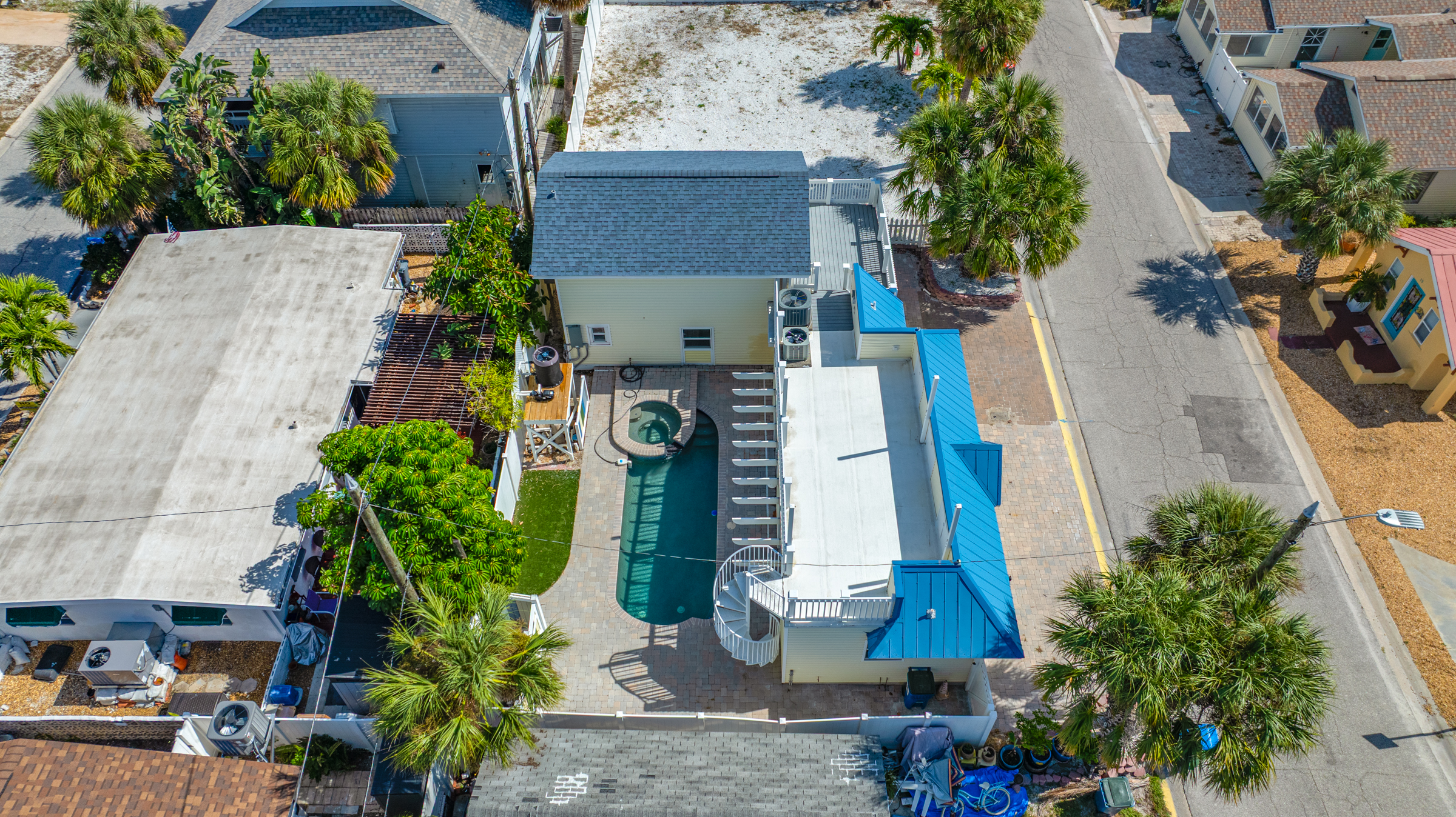 Treasure Island, Florida, 33706, United States, 3 Bedrooms Bedrooms, ,2 BathroomsBathrooms,Residential,For Sale,1983263