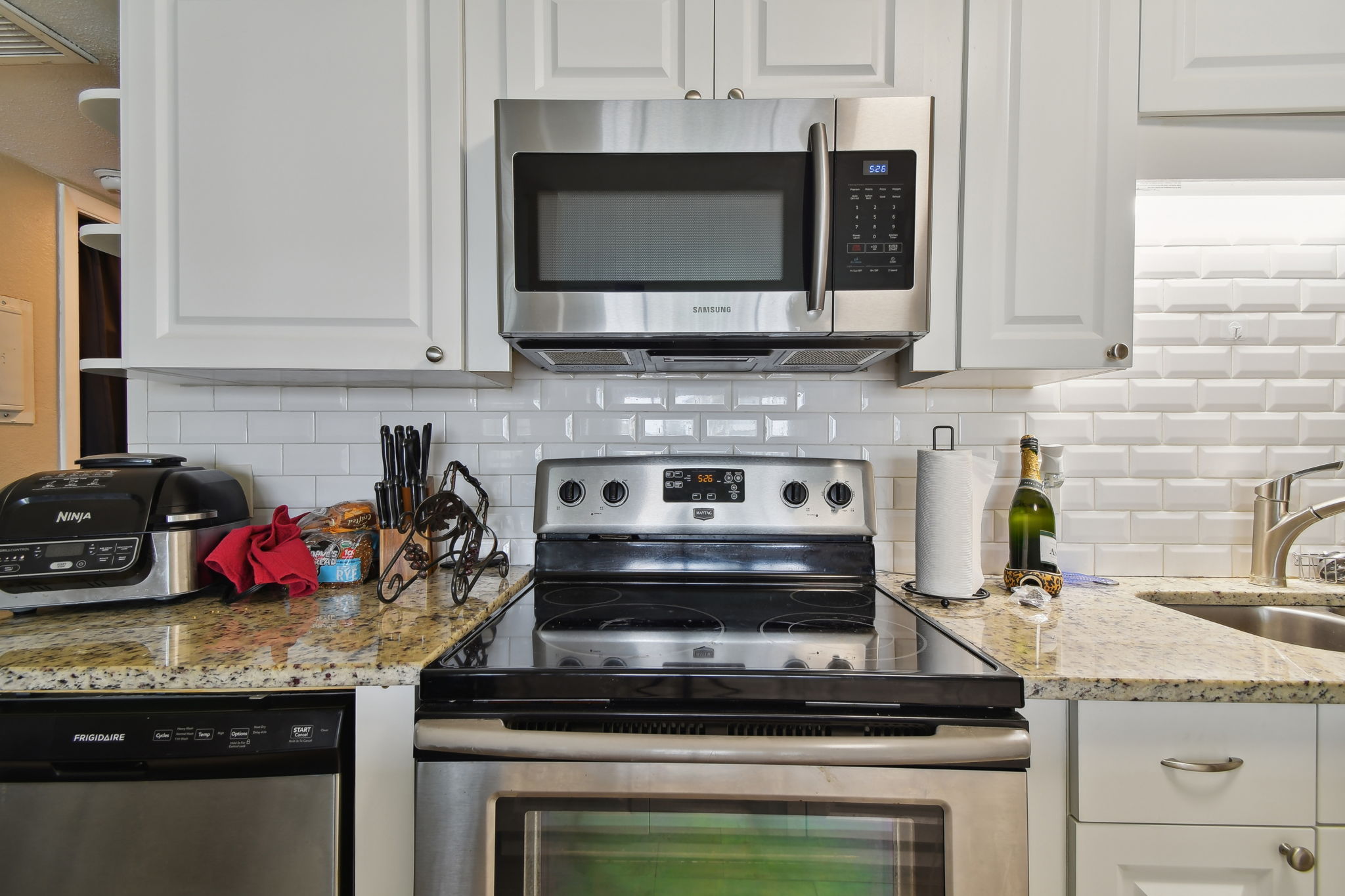 515 129th Ave E, Madeira Beach, Florida, 33708, United States, 4 Bedrooms Bedrooms, ,4 BathroomsBathrooms,Residential,For Sale,515 129th Ave E,1413375