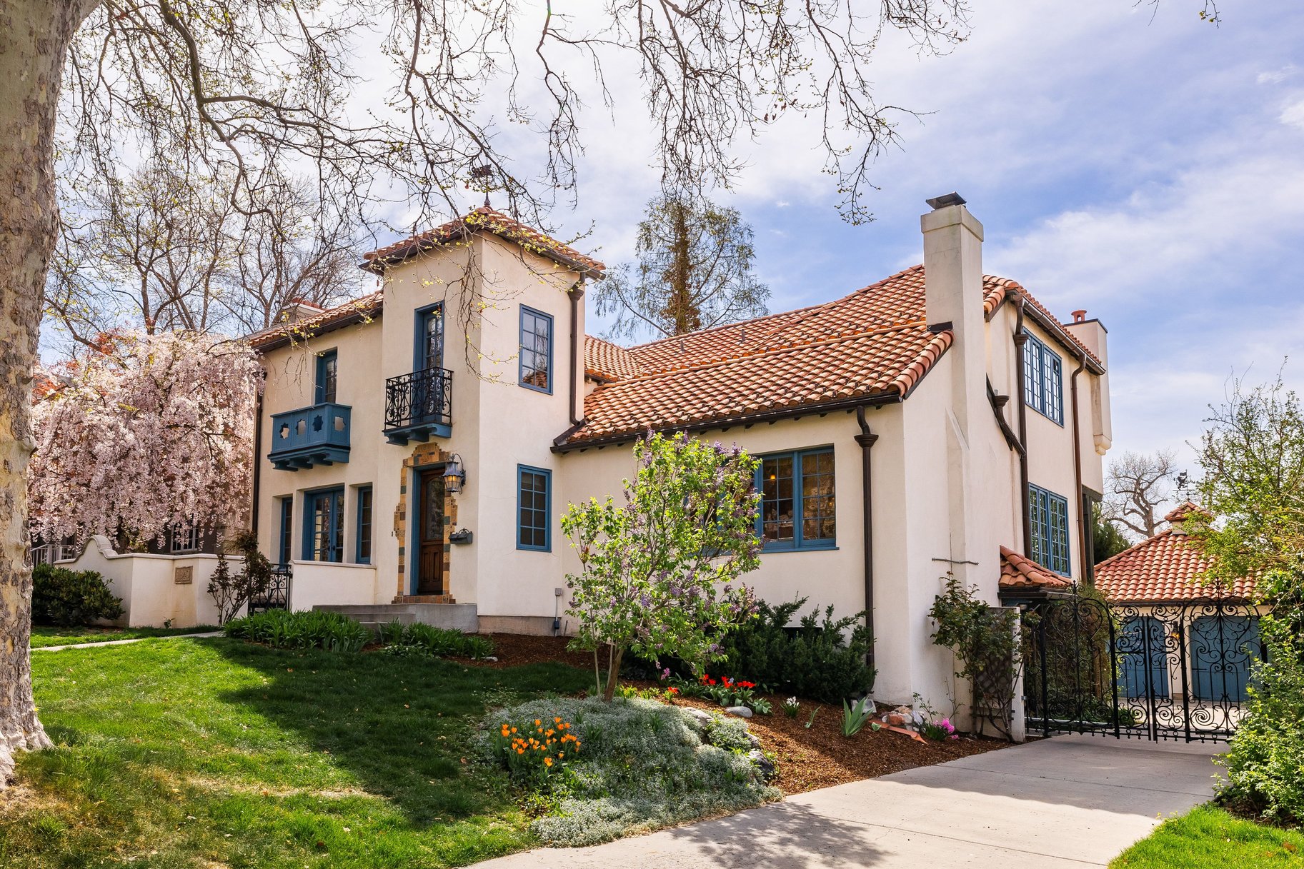  The Nels G. Hall House  Historic Spanish Colonial in Prime Federal Heights - 物件實景