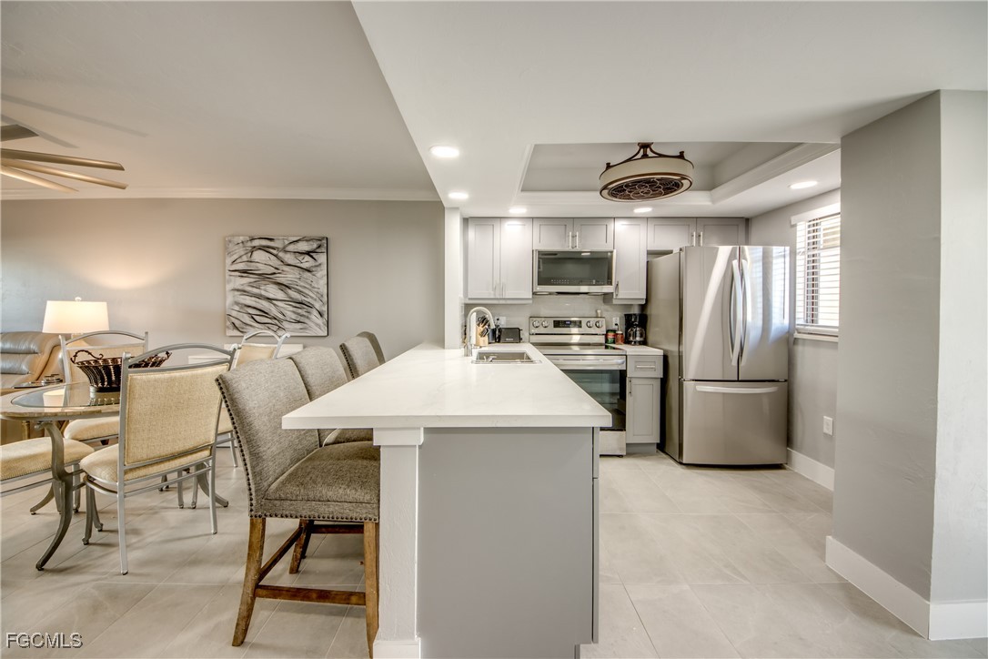 Fort Myers Beach, Florida, 33931, United States, 2 Bedrooms Bedrooms, ,2 BathroomsBathrooms,Residential,For Sale,2009064