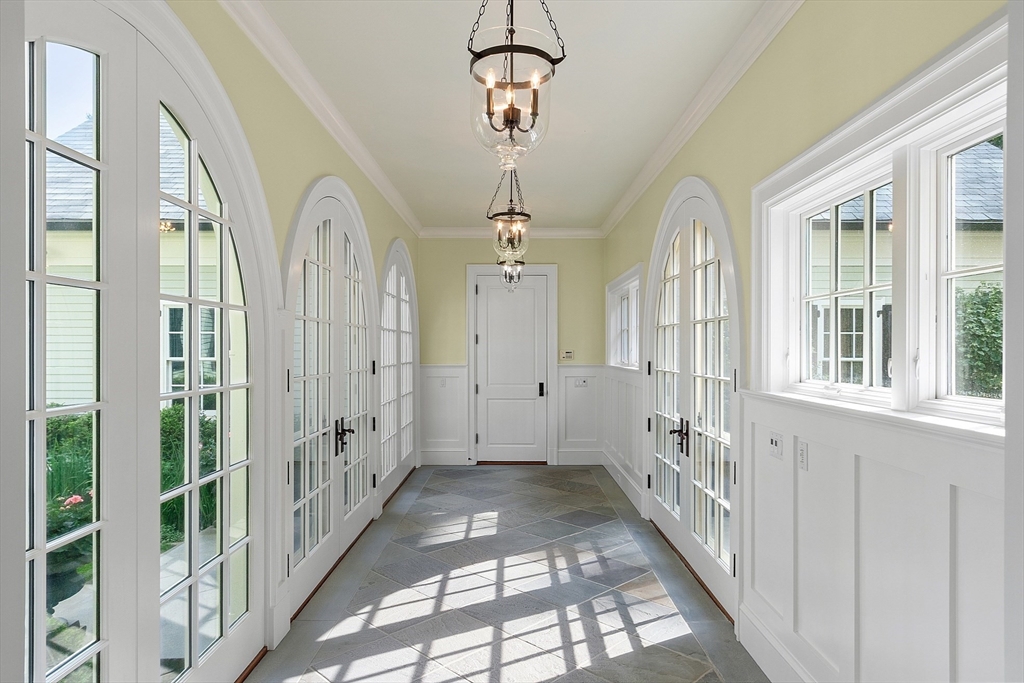 Concord, Massachusetts, 01742, United States, 6 Bedrooms Bedrooms, ,7 BathroomsBathrooms,Residential,For Sale,1938993