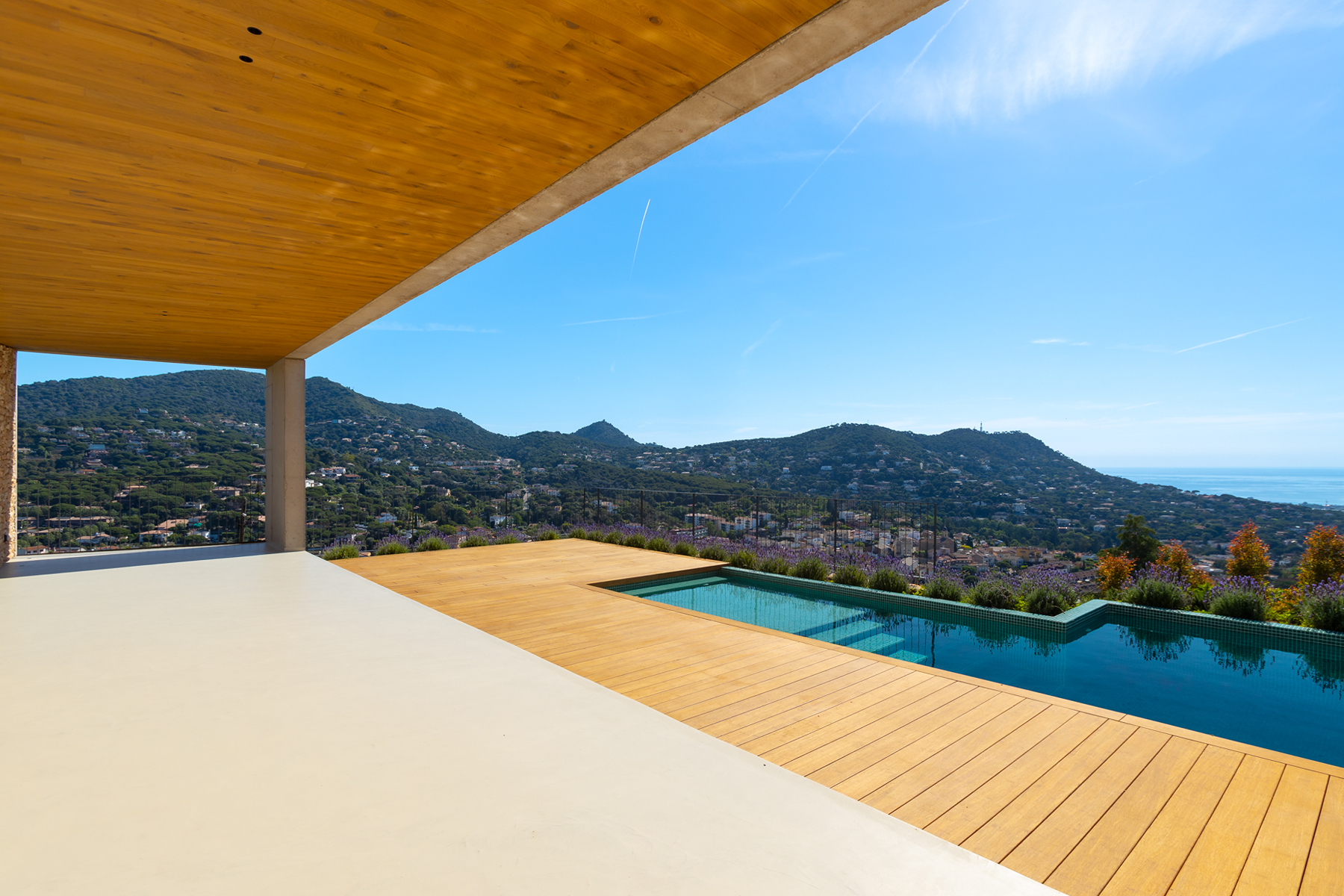 Spectacular new contemporary house with sea views in Cabrils - 物件實景