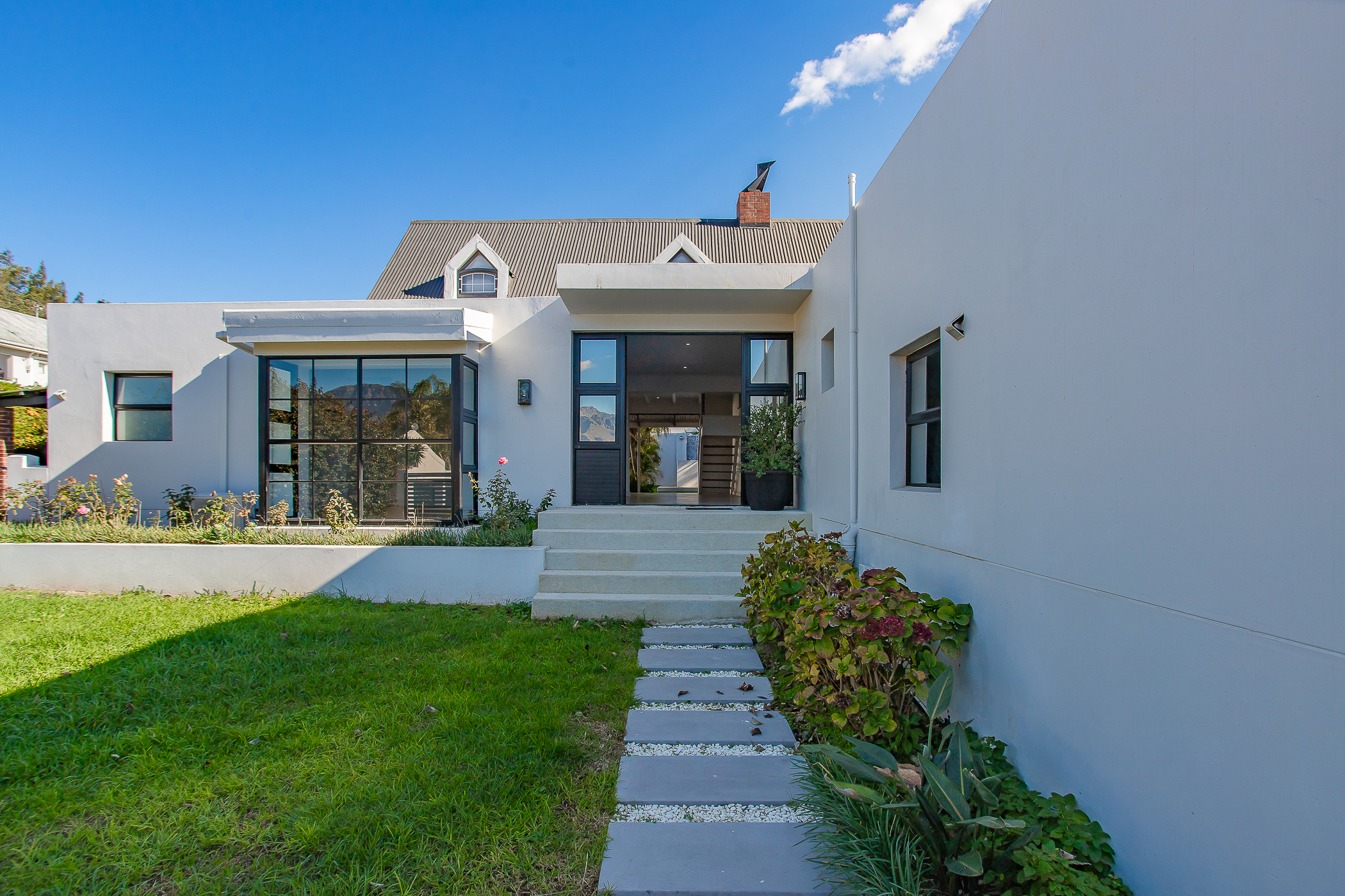  Luxury Family Home in Prestigious Hoog en Droog, Paarl - 物件實景
