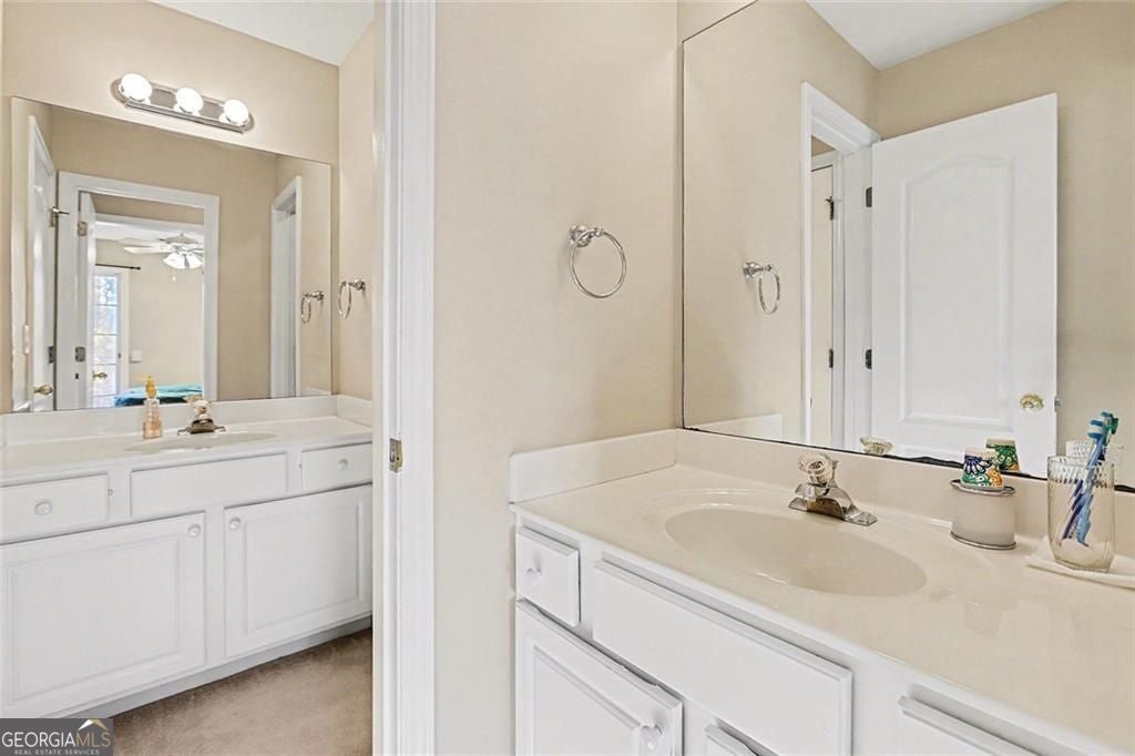 Suwanee, Georgia, 30024, United States, 5 Bedrooms Bedrooms, ,3 BathroomsBathrooms,Residential,For Sale,2006571