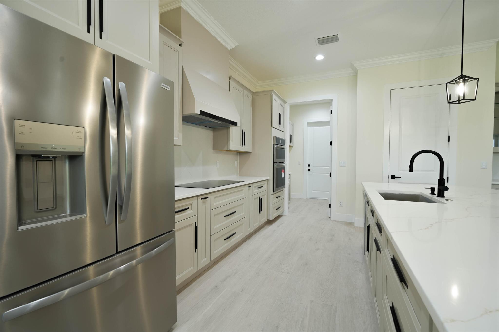 Port St Lucie, Florida, 34987, United States, 4 Bedrooms Bedrooms, ,3 BathroomsBathrooms,Residential,For Sale,1974445