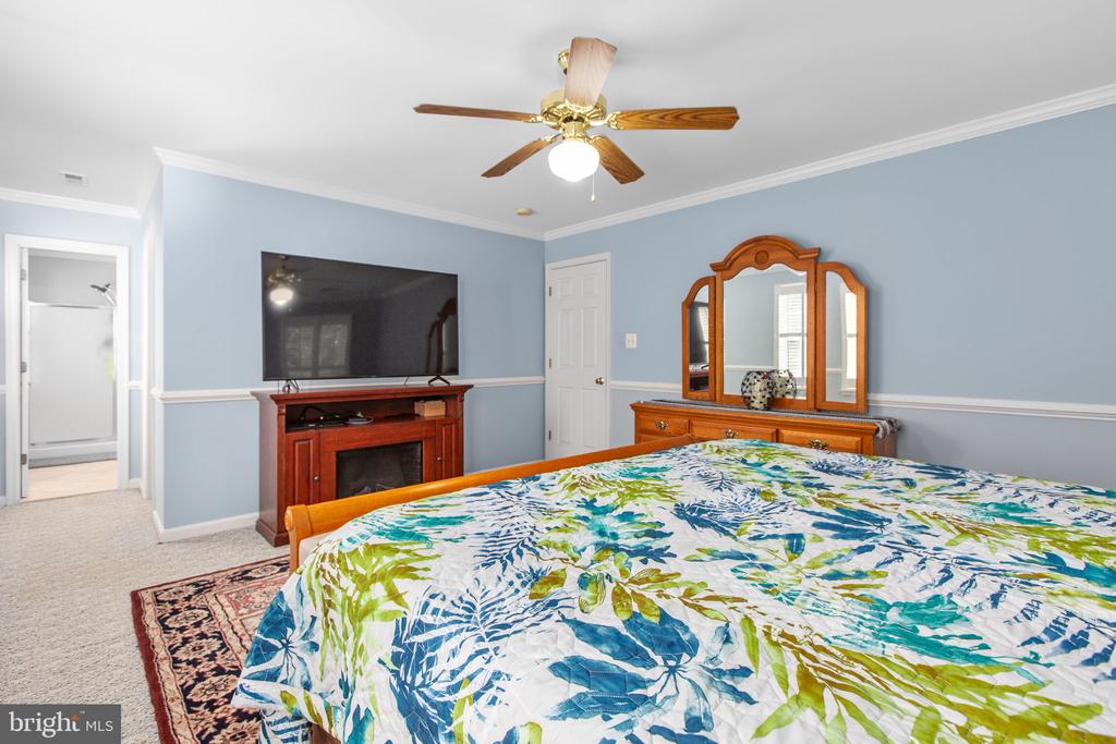 Fredericksburg, Virginia, 22406, United States, 4 Bedrooms Bedrooms, ,3 BathroomsBathrooms,Residential,For Sale,1914060