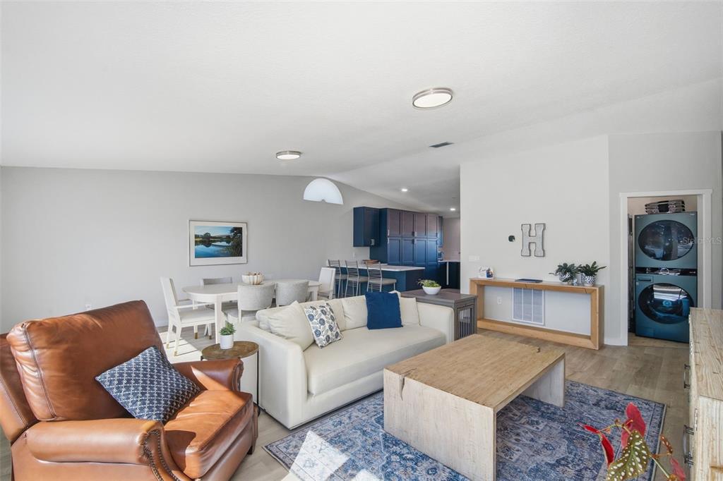 St Petersburg, Florida, 33703, United States, 3 Bedrooms Bedrooms, ,3 BathroomsBathrooms,Residential,For Sale,2014821