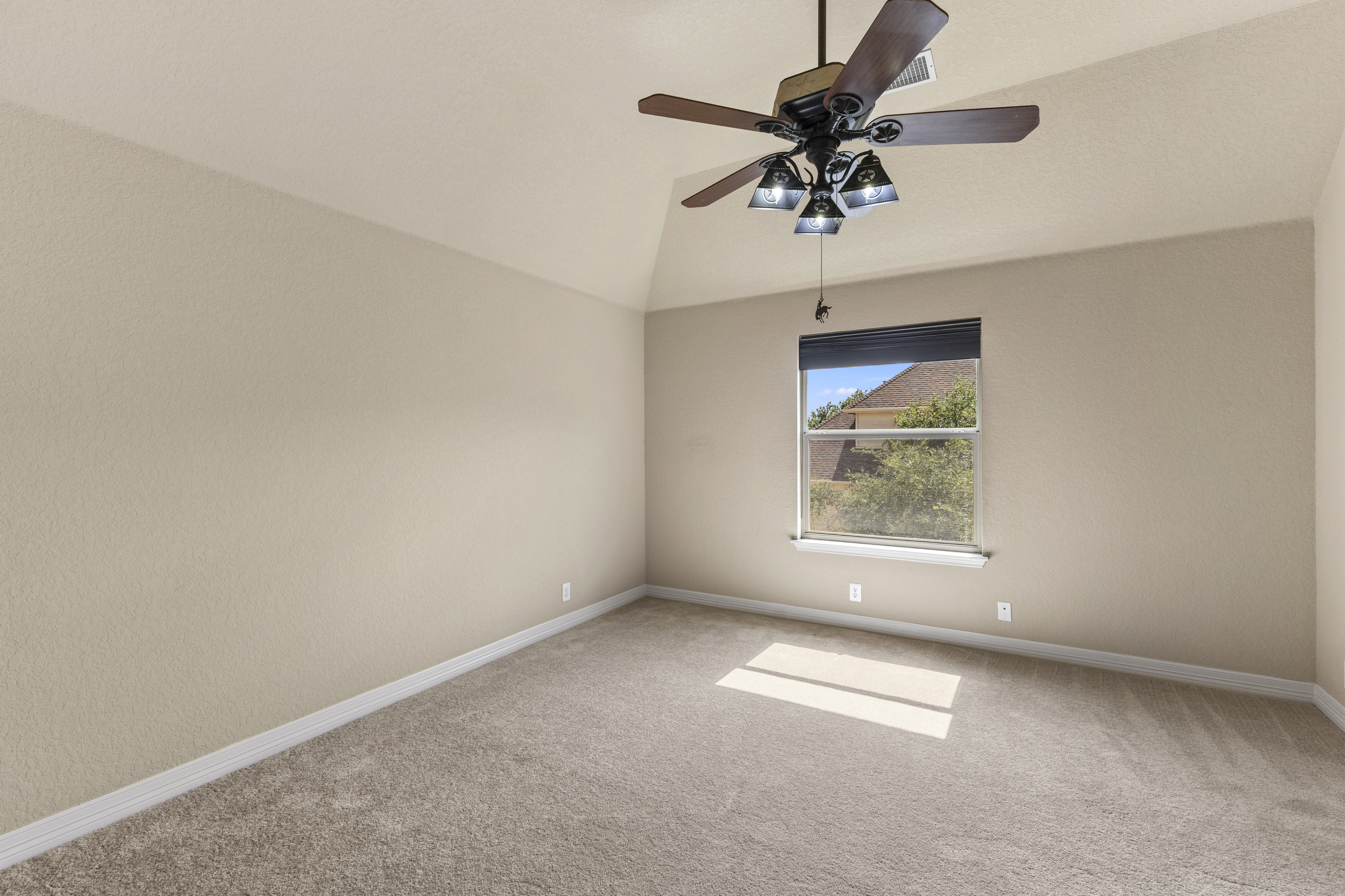  Energy Efficient Stone Oak Living in Gated Mesa Grande - 物件實景