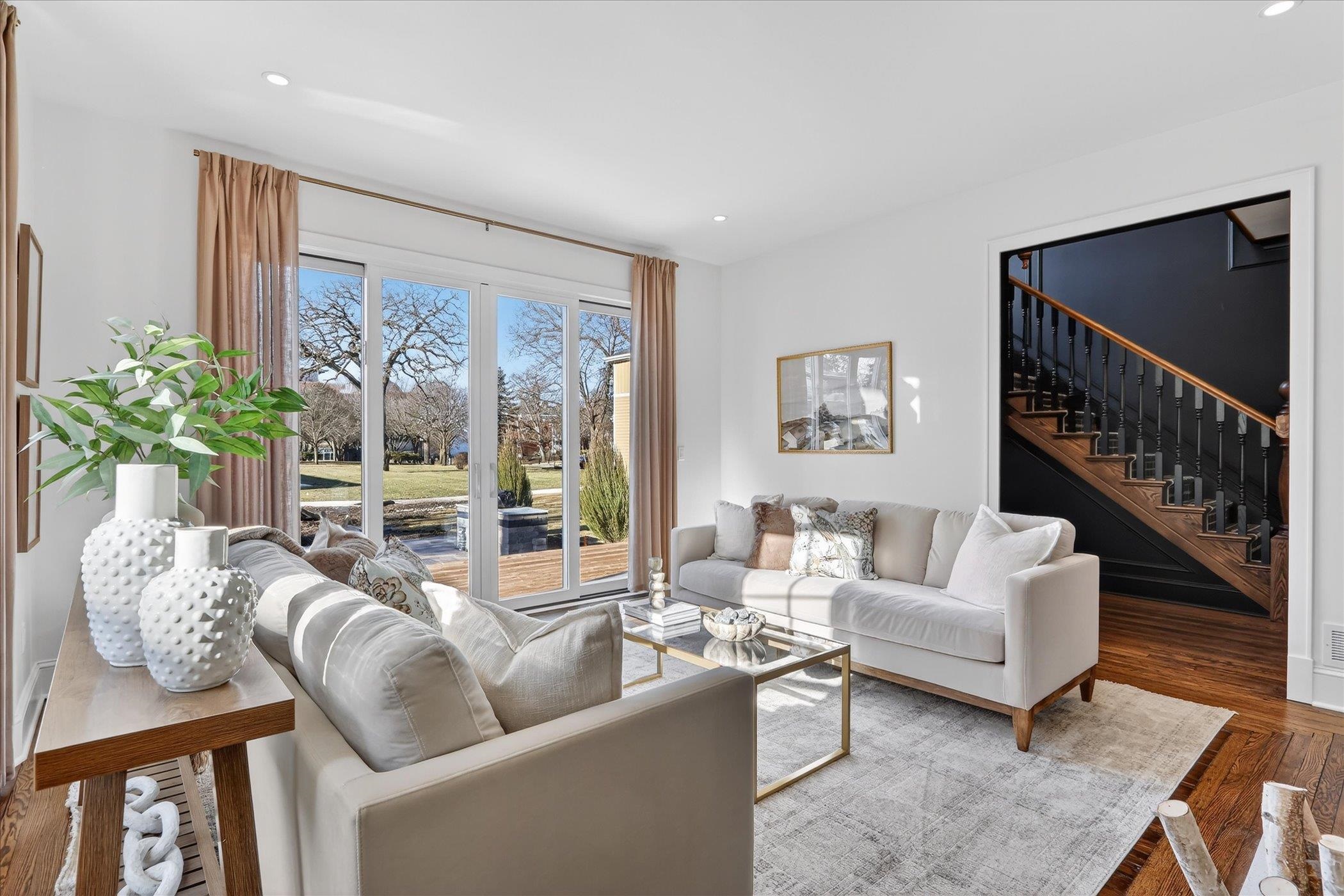 Beloit, Wisconsin, 53511, United States, 4 Bedrooms Bedrooms, ,3 BathroomsBathrooms,Residential,For Sale,2018570