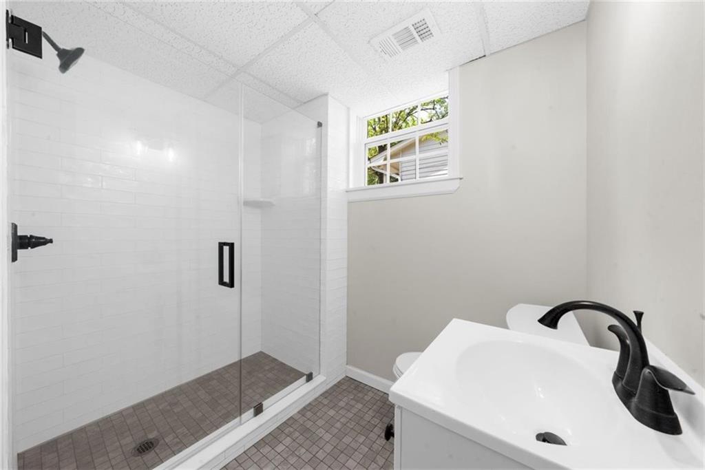 Atlanta, Georgia, 30328, United States, 4 Bedrooms Bedrooms, ,4 BathroomsBathrooms,Residential,For Sale,1917074