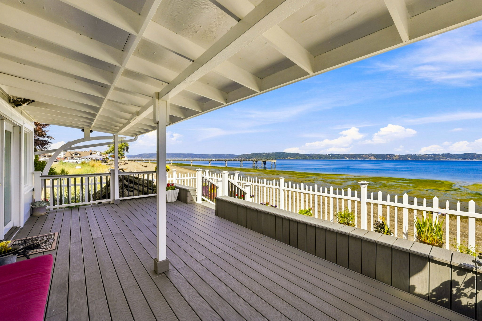  1626 Beach Dr NE, Tacoma, WA 98422 - 物件實景