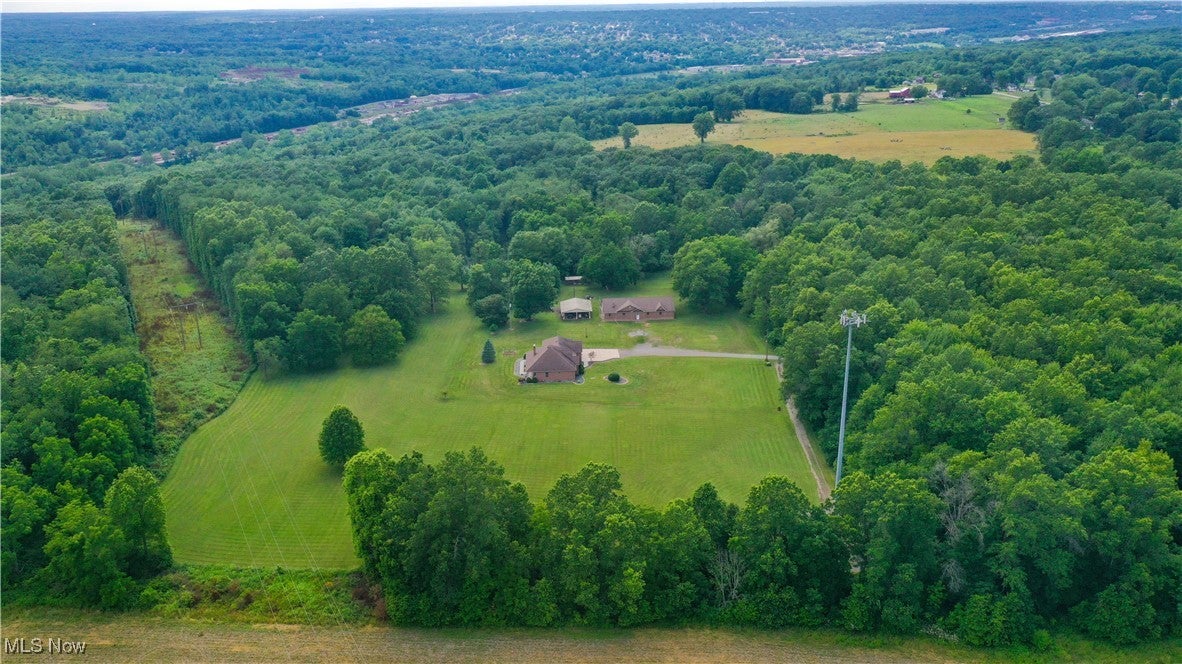 Lowellville, Ohio, 44436, United States, 3 Bedrooms Bedrooms, ,2 BathroomsBathrooms,Residential,For Sale,1984075