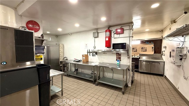 South Gate, California, 90280, United States, ,Residential,For Sale,1985741