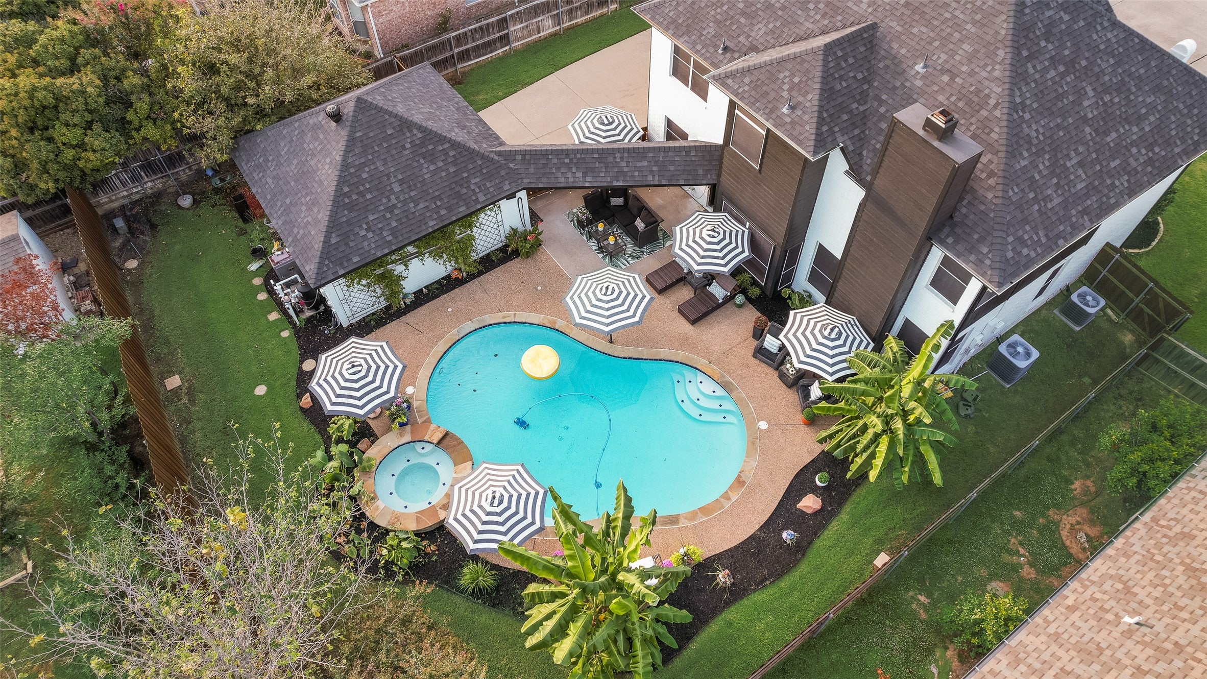 Keller, Texas, 76248, United States, 4 Bedrooms Bedrooms, ,3 BathroomsBathrooms,Residential,For Sale,1977513