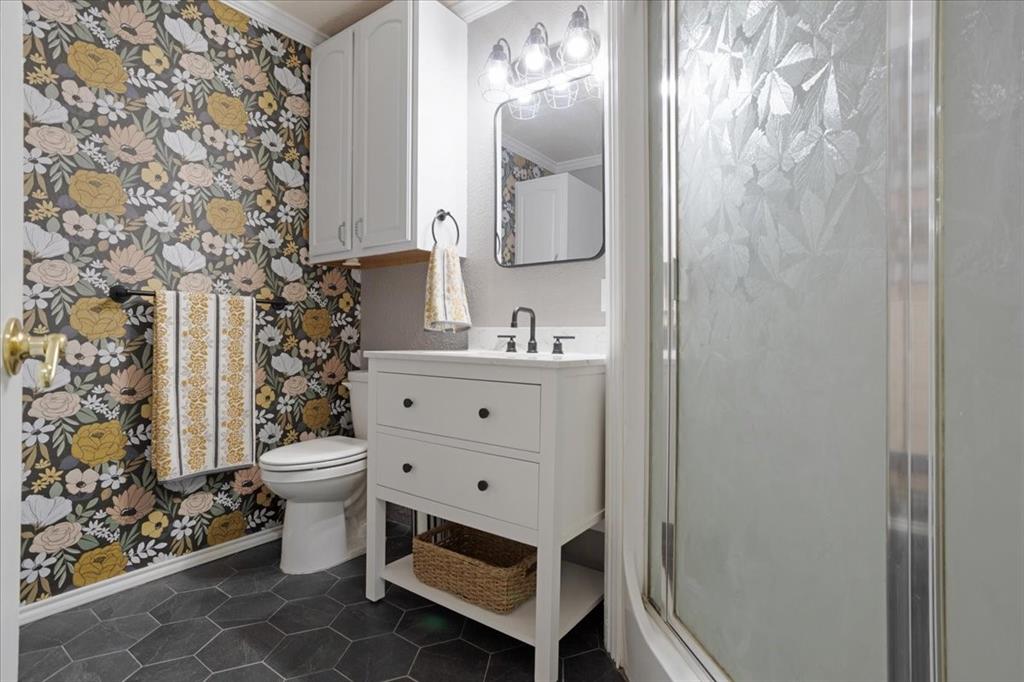 Athens, Texas, 75752, United States, 4 Bedrooms Bedrooms, ,3 BathroomsBathrooms,Residential,For Sale,1962313