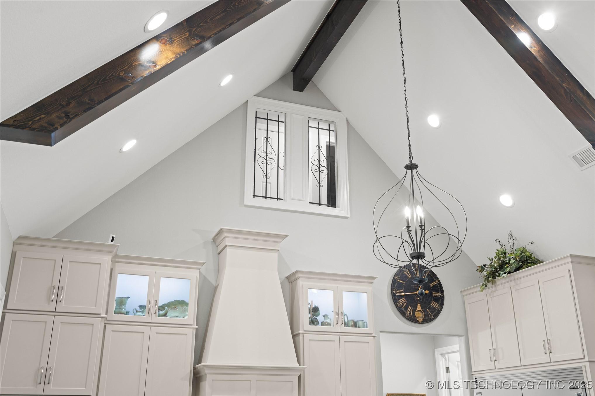 Fort Gibson, Oklahoma, 74434, United States, 4 Bedrooms Bedrooms, ,4 BathroomsBathrooms,Residential,For Sale,2005878