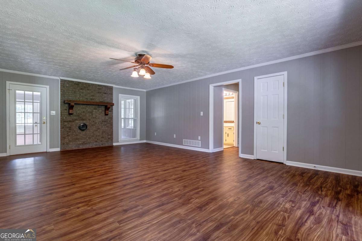 Statham, Georgia, 30666, United States, 3 Bedrooms Bedrooms, ,2 BathroomsBathrooms,Residential,For Sale,1882643