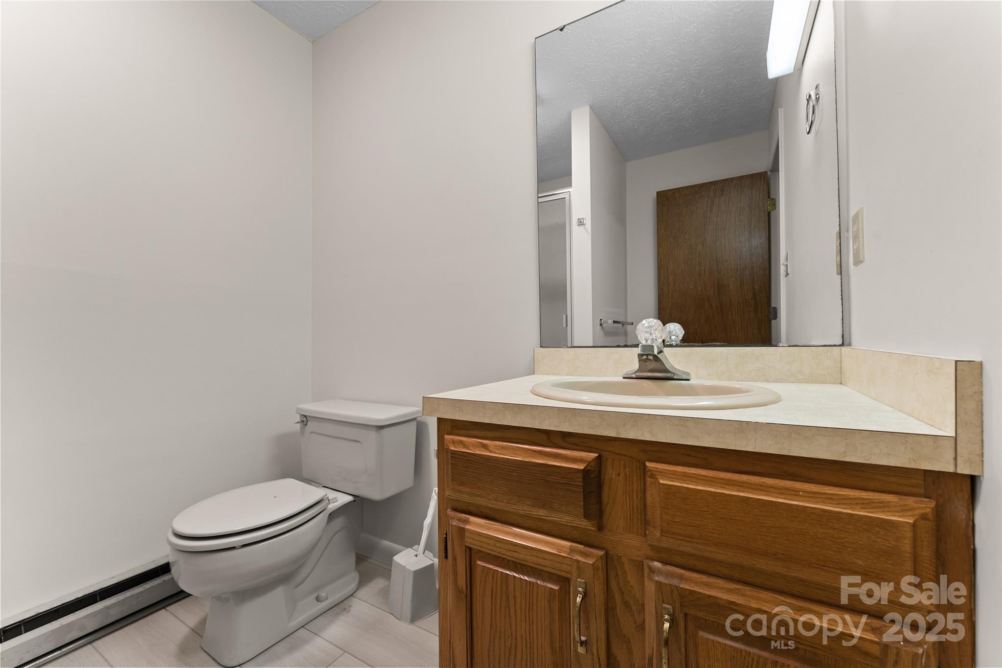 Asheville, North Carolina, 28806, United States, 4 Bedrooms Bedrooms, ,7 BathroomsBathrooms,Residential,For Sale,2001190